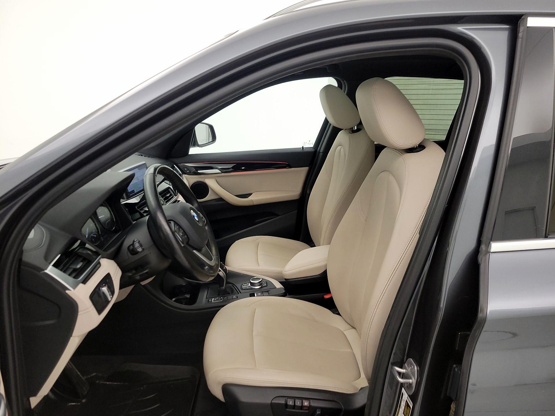 Thumbnail: 2021 BMW X1 - 11