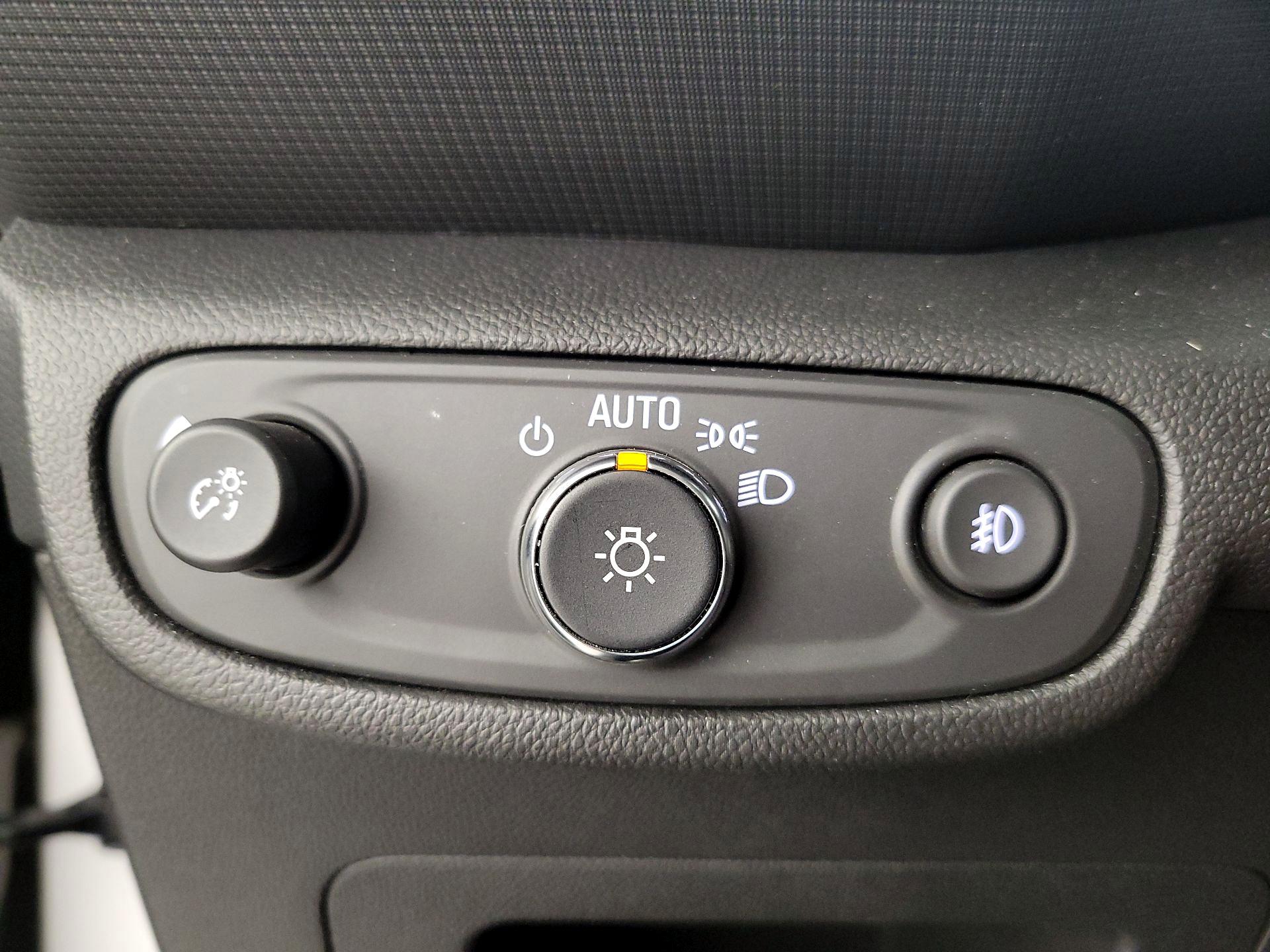 Thumbnail: 2023 Chevrolet TrailBlazer - 13