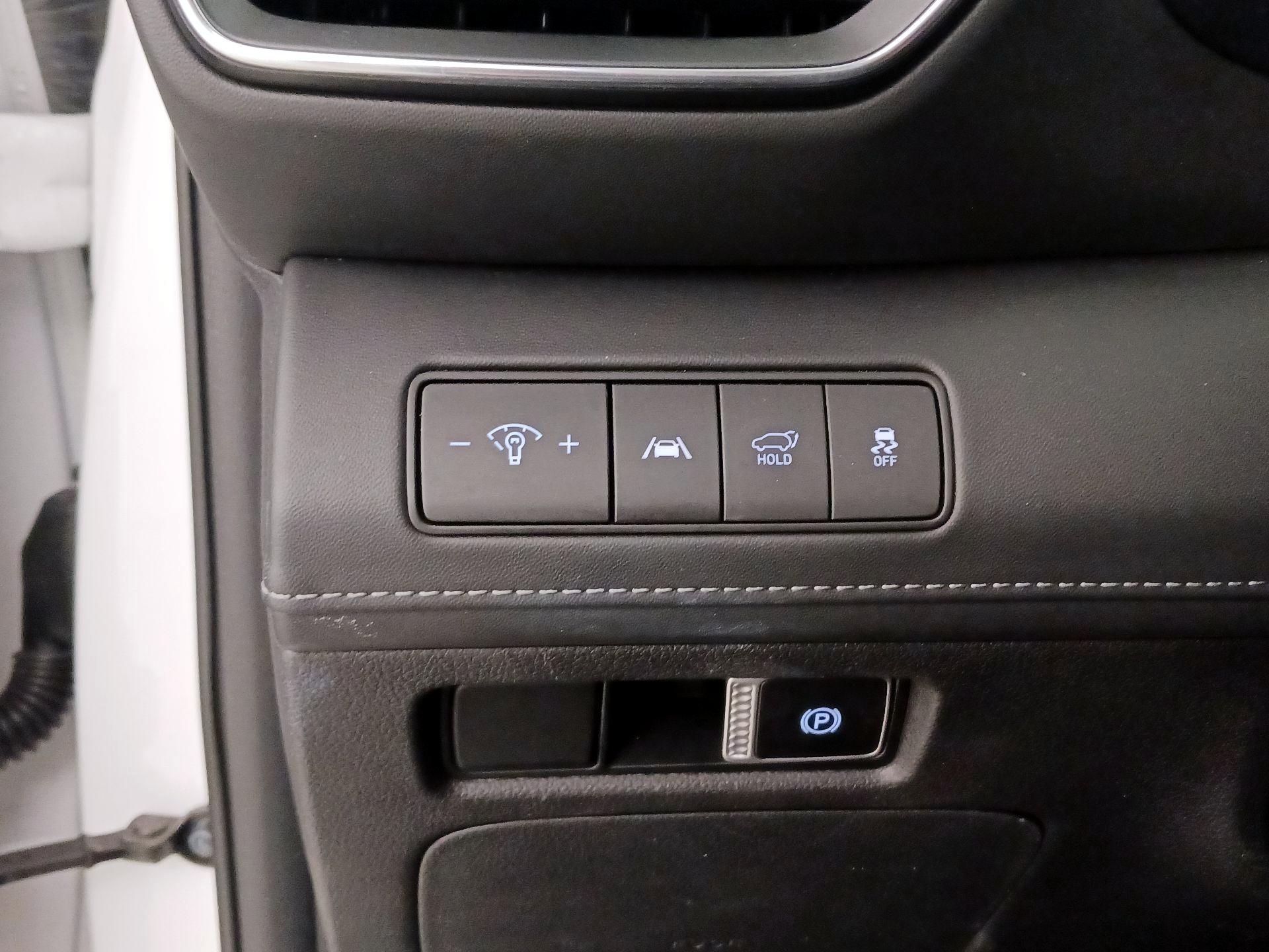 Thumbnail: 2023 Hyundai Santa Fe - 13