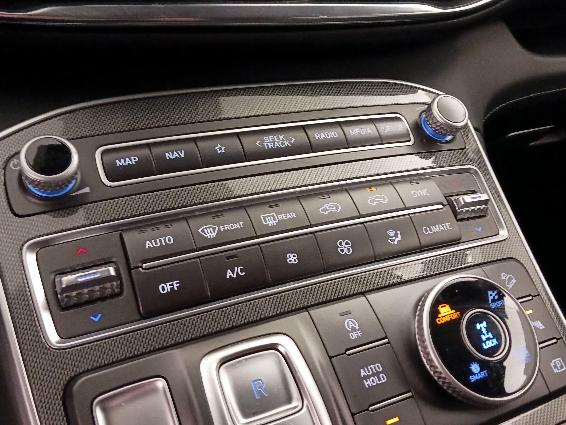 Thumbnail: 2023 Hyundai Santa Fe - 17