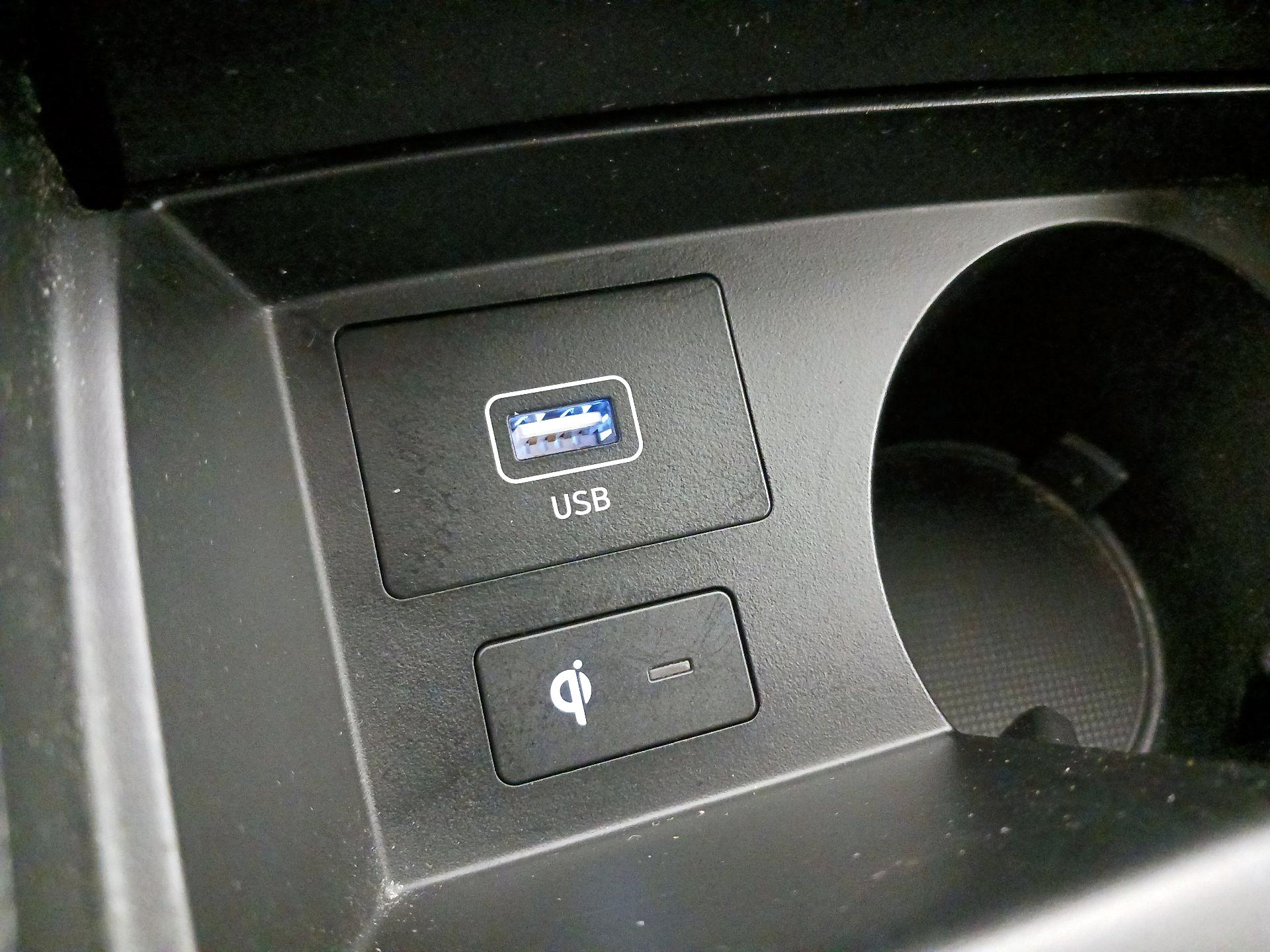 Thumbnail: 2023 Hyundai Santa Fe - 19