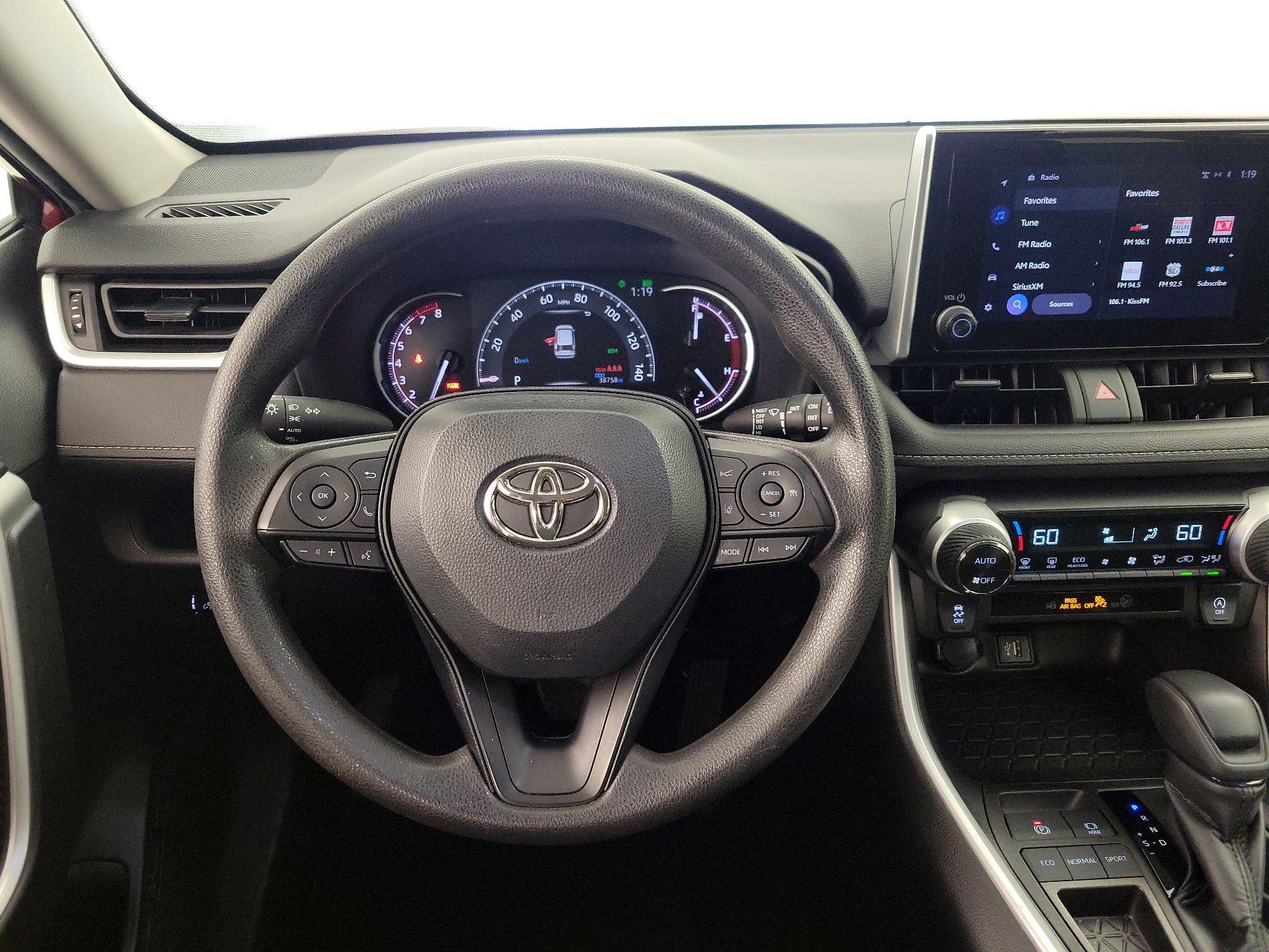 Thumbnail: 2023 Toyota RAV4 - 10