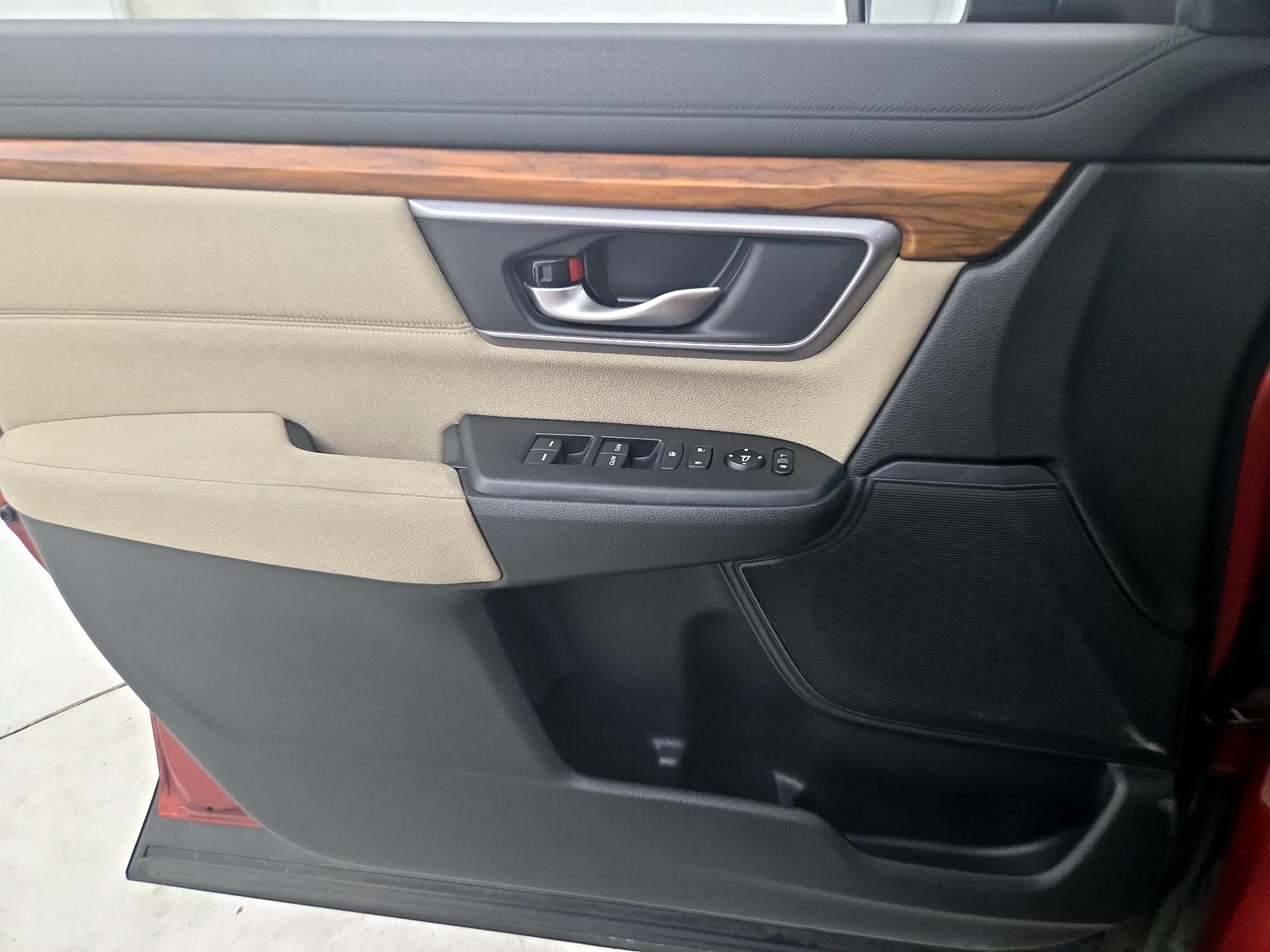 Thumbnail: 2017 Honda CR-V - 12