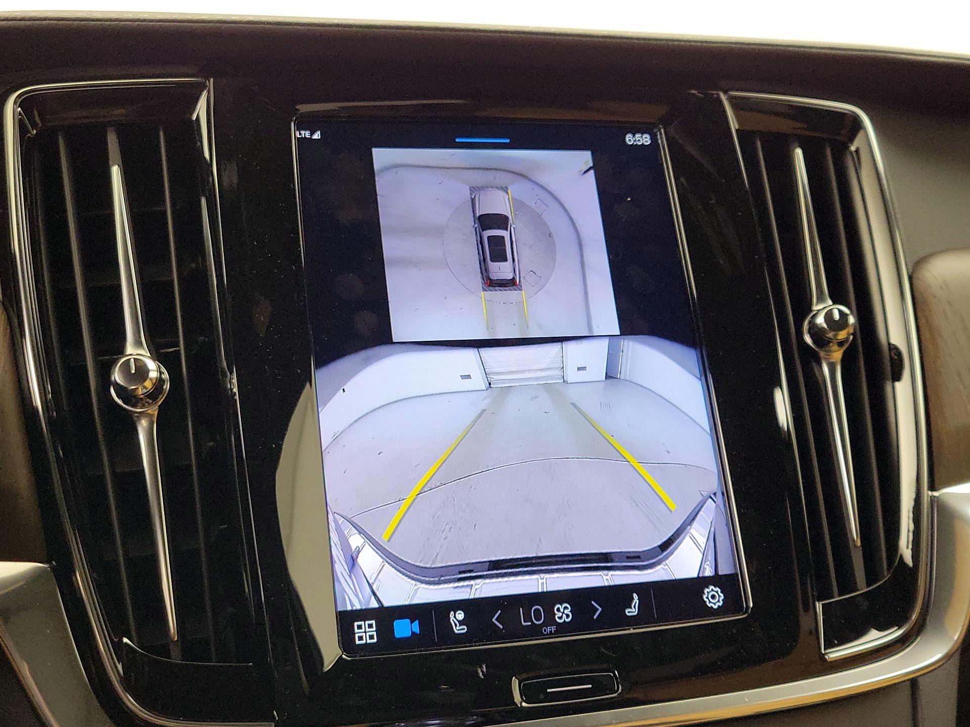 Thumbnail: 2025 Volvo S90 - 14