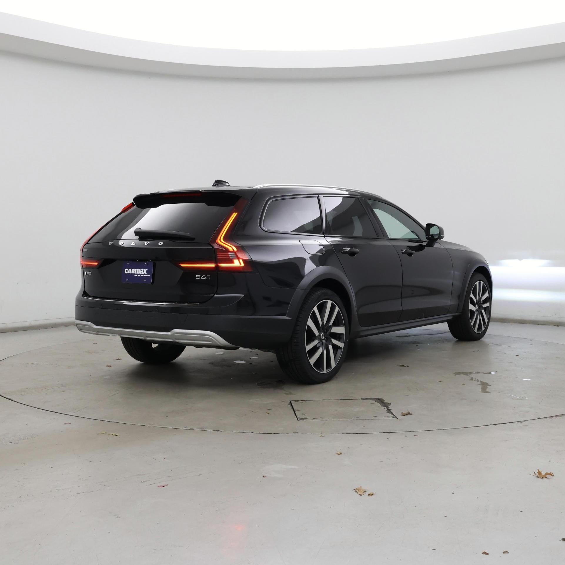 Thumbnail: 2025 Volvo S90 - 8