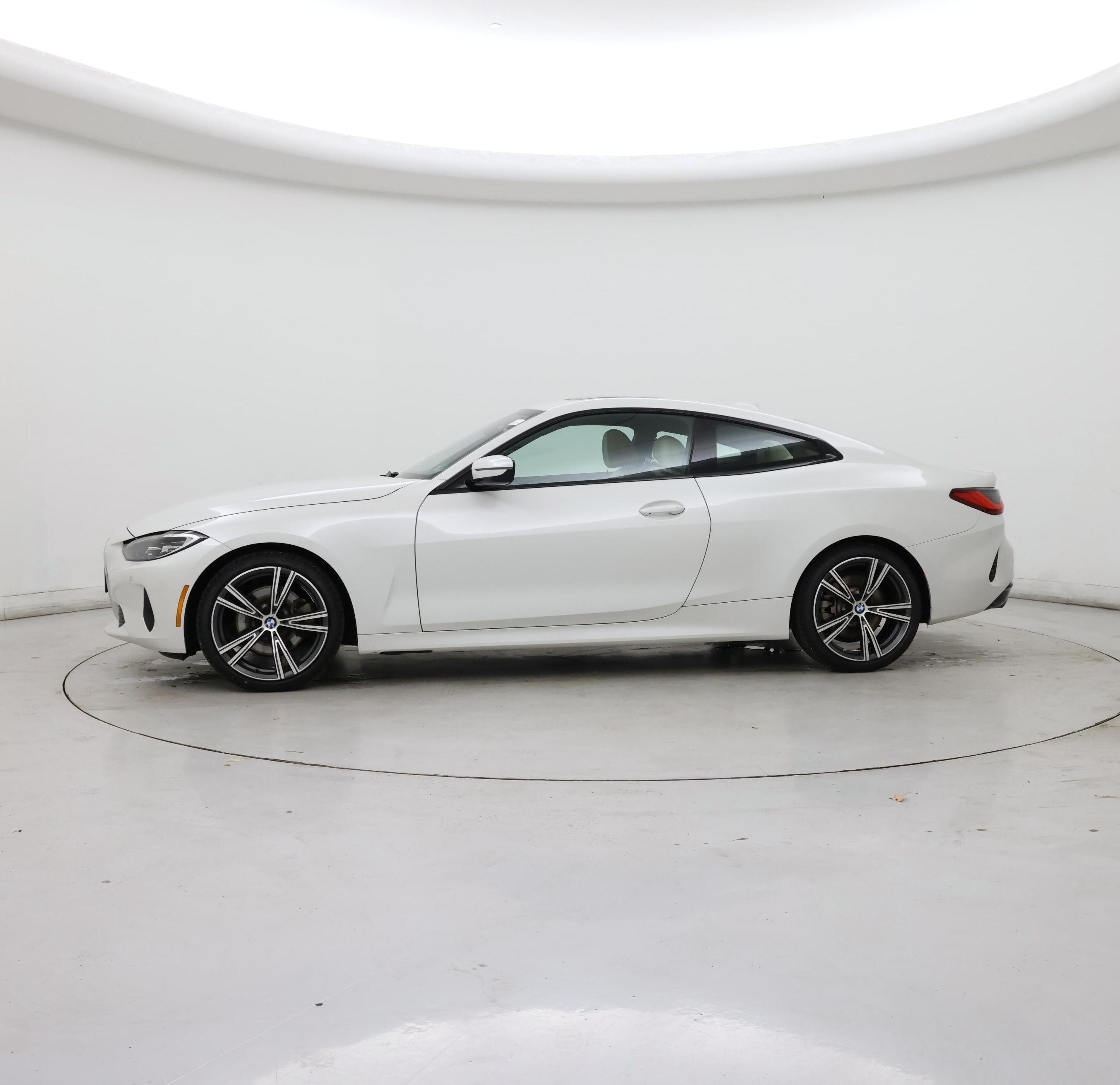 Thumbnail: 2023 BMW 4 Series - 3