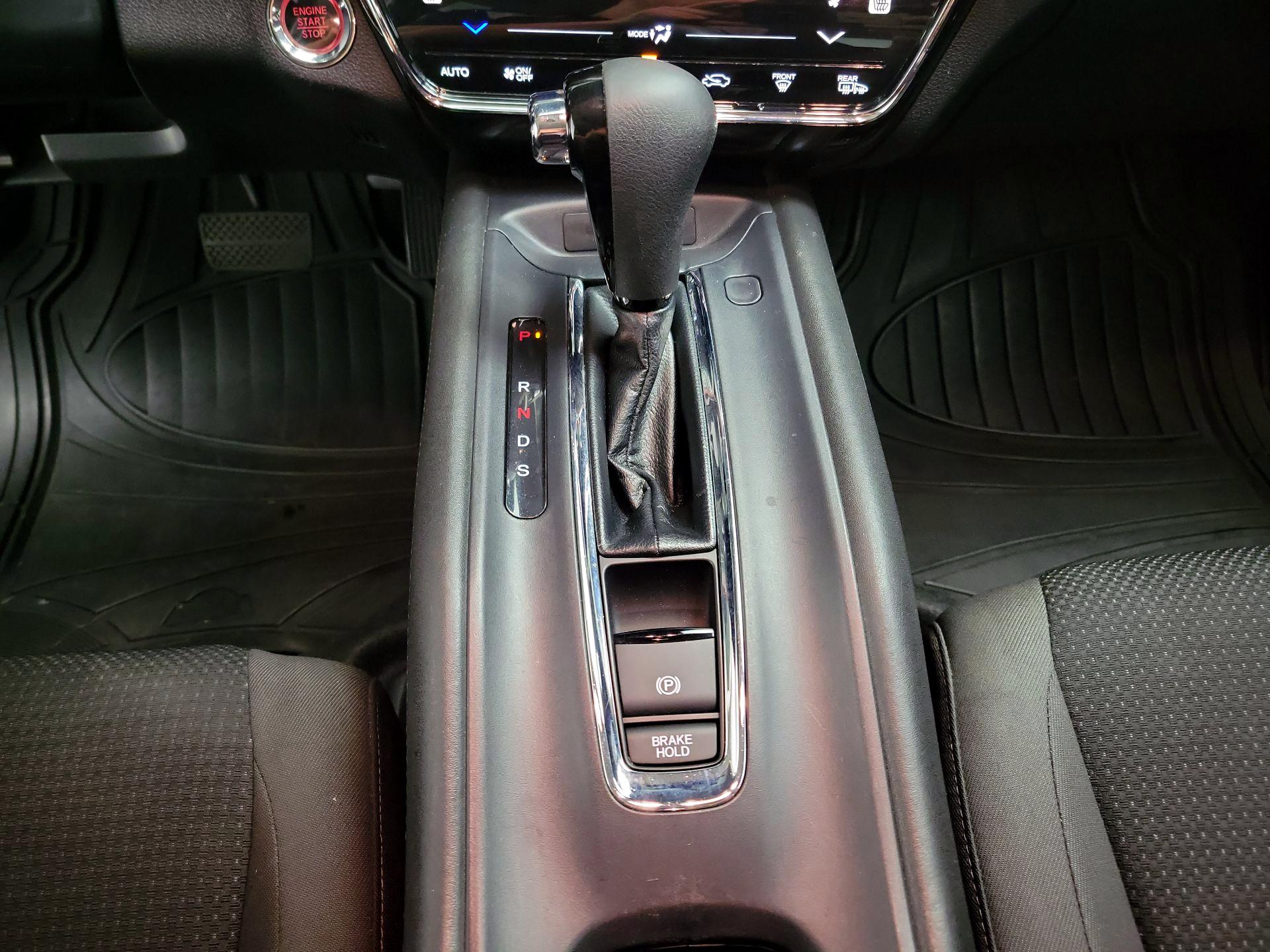 Thumbnail: 2021 Honda HR-V - 17