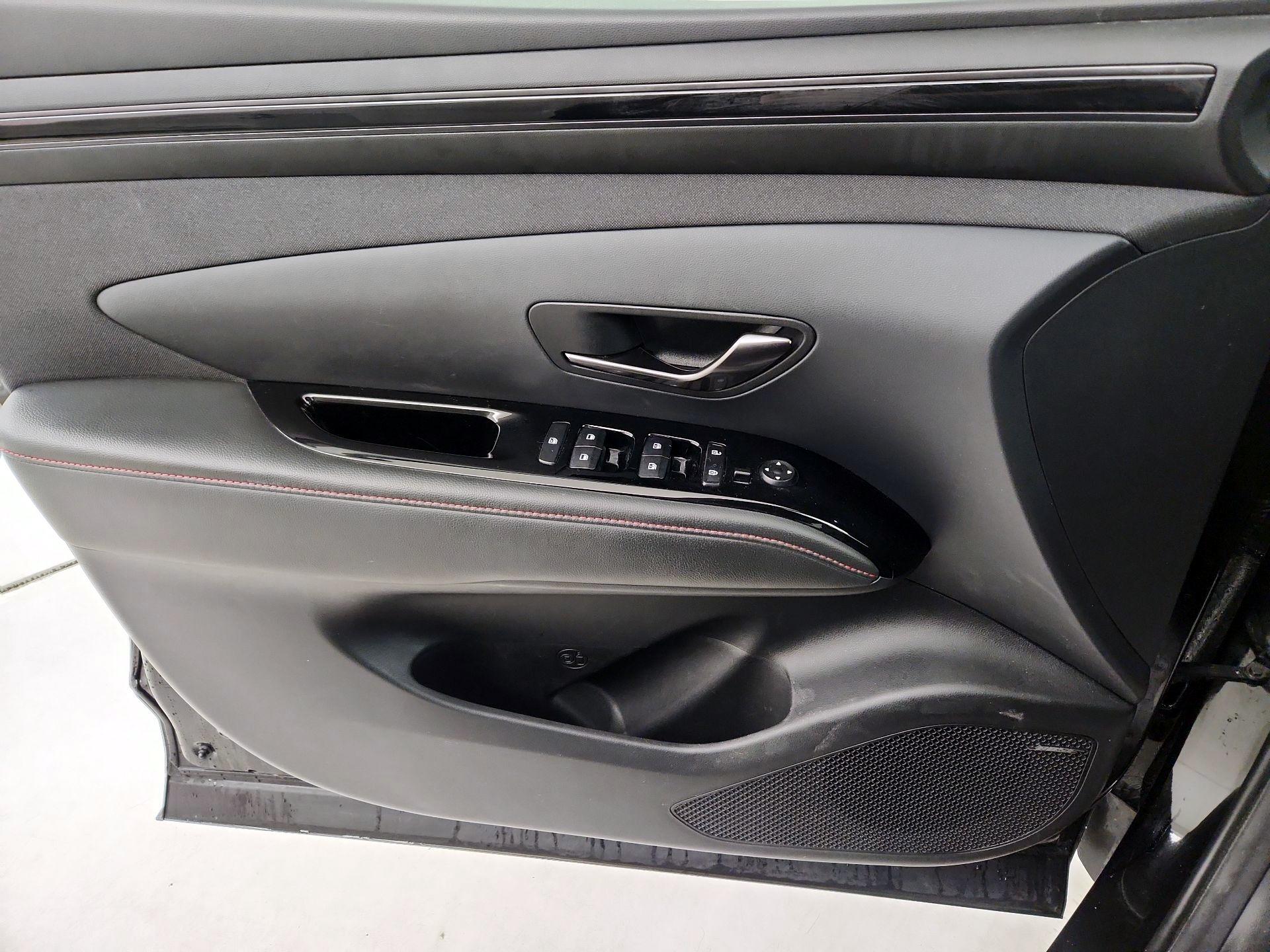 Thumbnail: 2022 Hyundai Tucson - 12