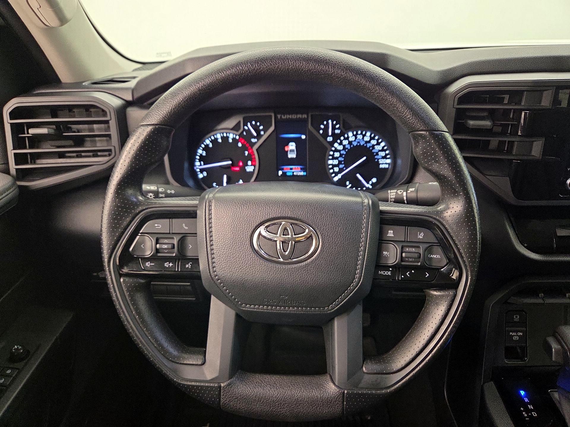 Thumbnail: 2022 Toyota Tundra - 10