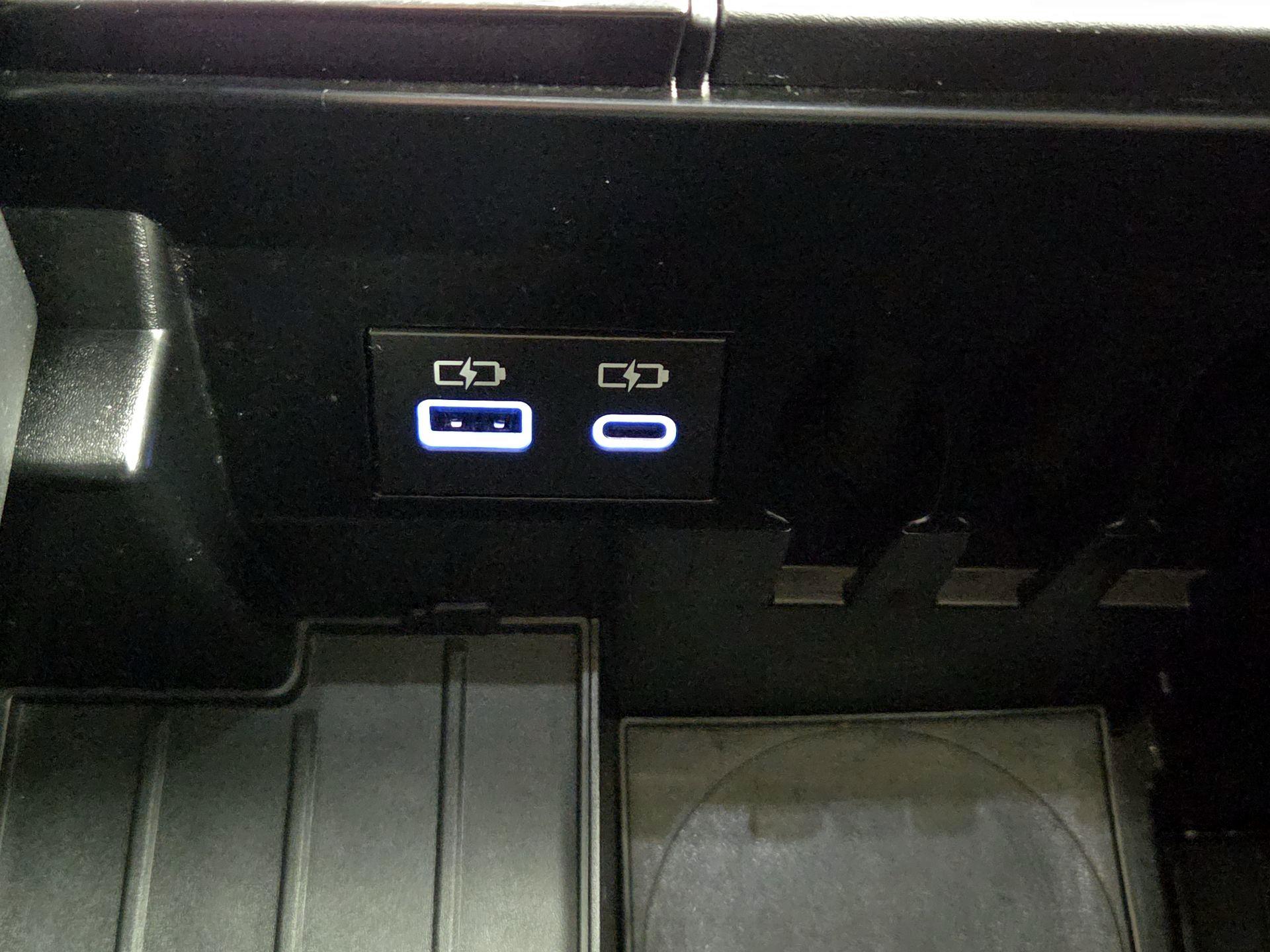 Thumbnail: 2022 Toyota Tundra - 18