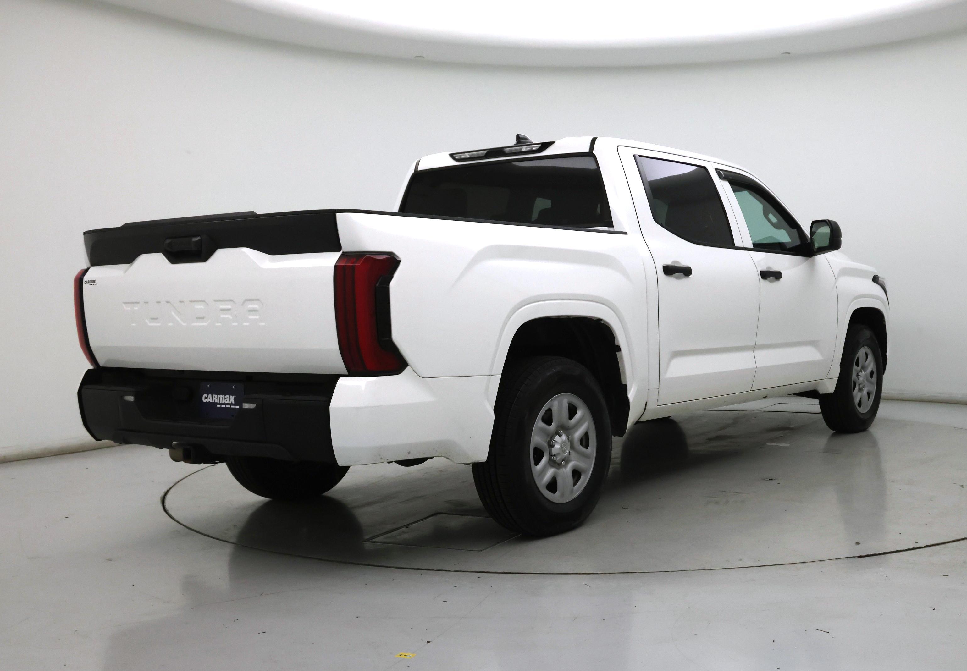 Thumbnail: 2022 Toyota Tundra - 8