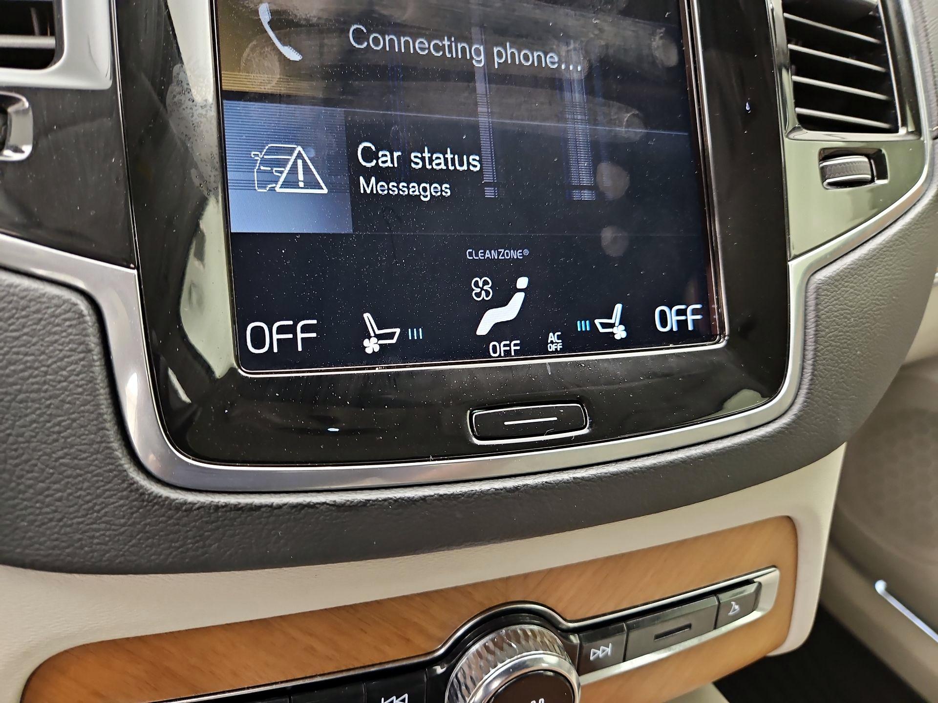 Thumbnail: 2019 Volvo XC90 - 17