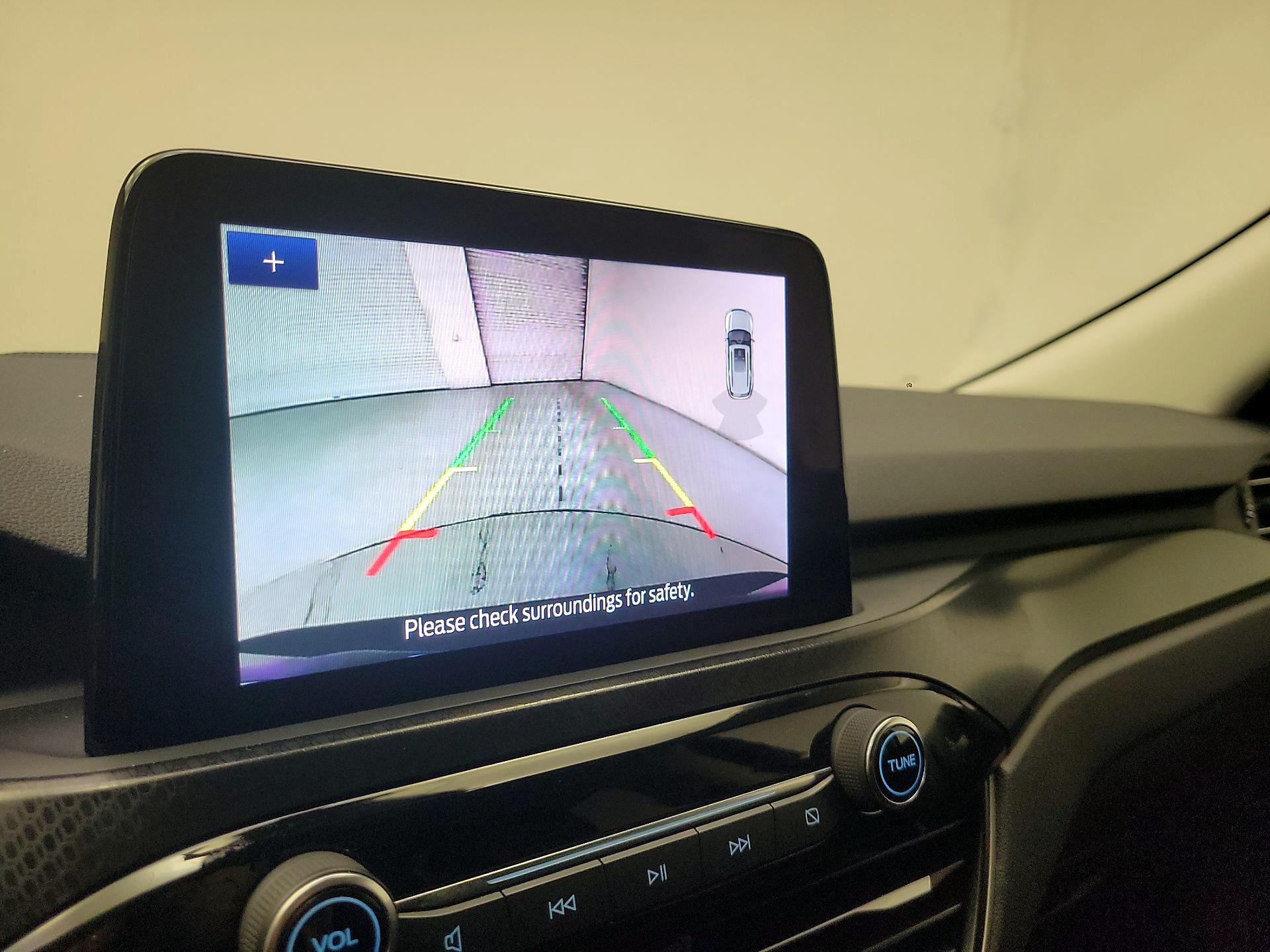 Thumbnail: 2022 Ford Escape - 15