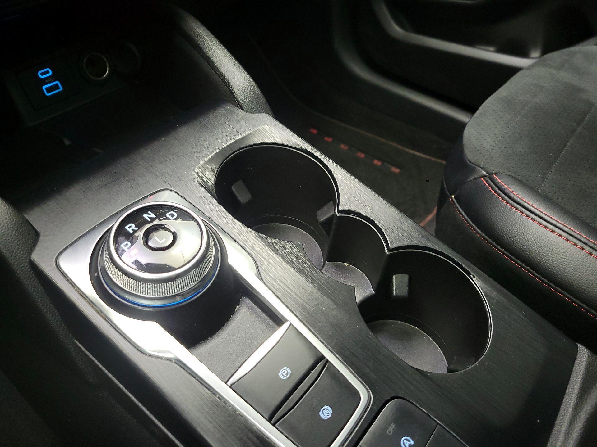 Thumbnail: 2022 Ford Escape - 18