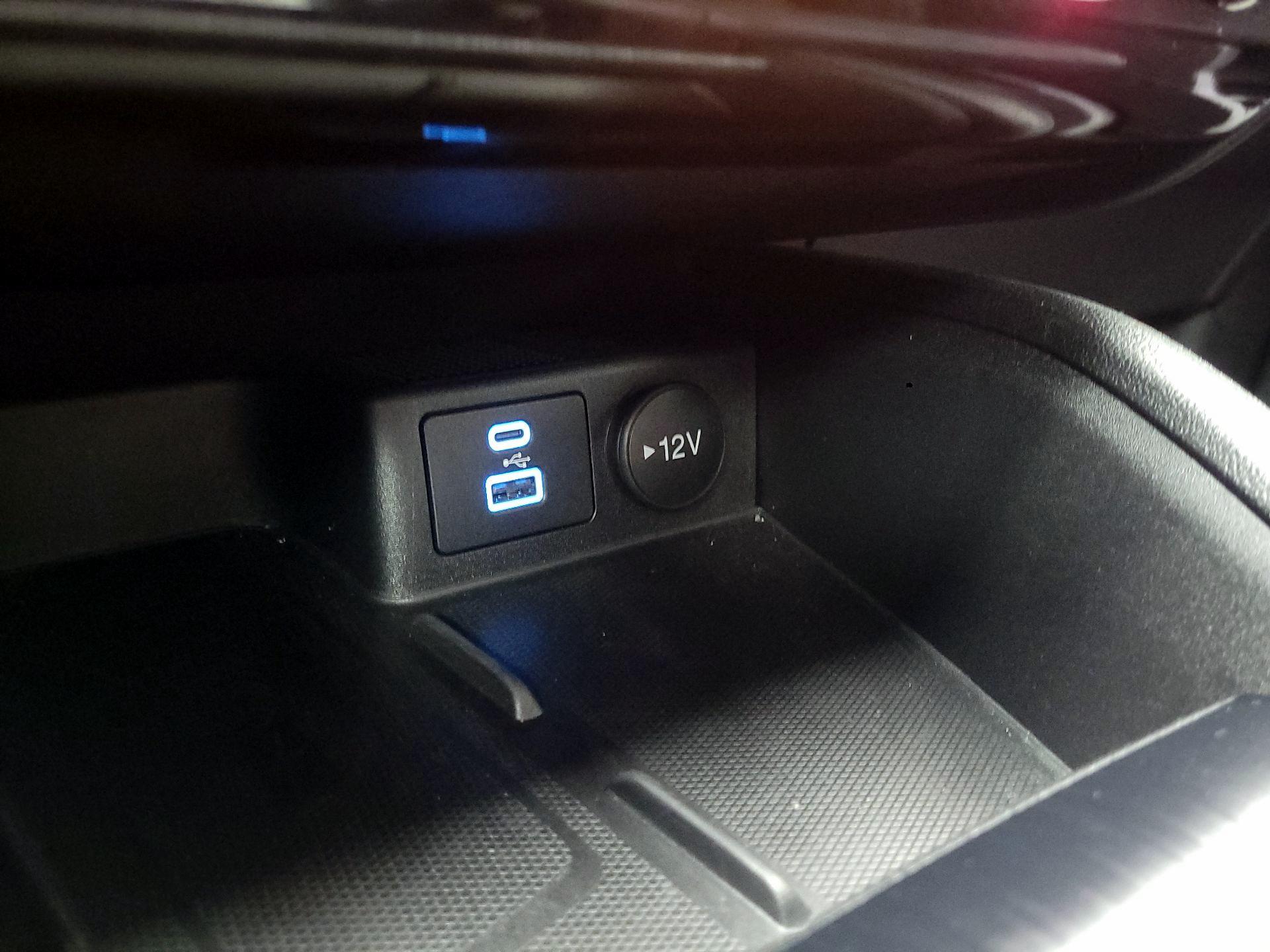 Thumbnail: 2022 Ford Escape - 19