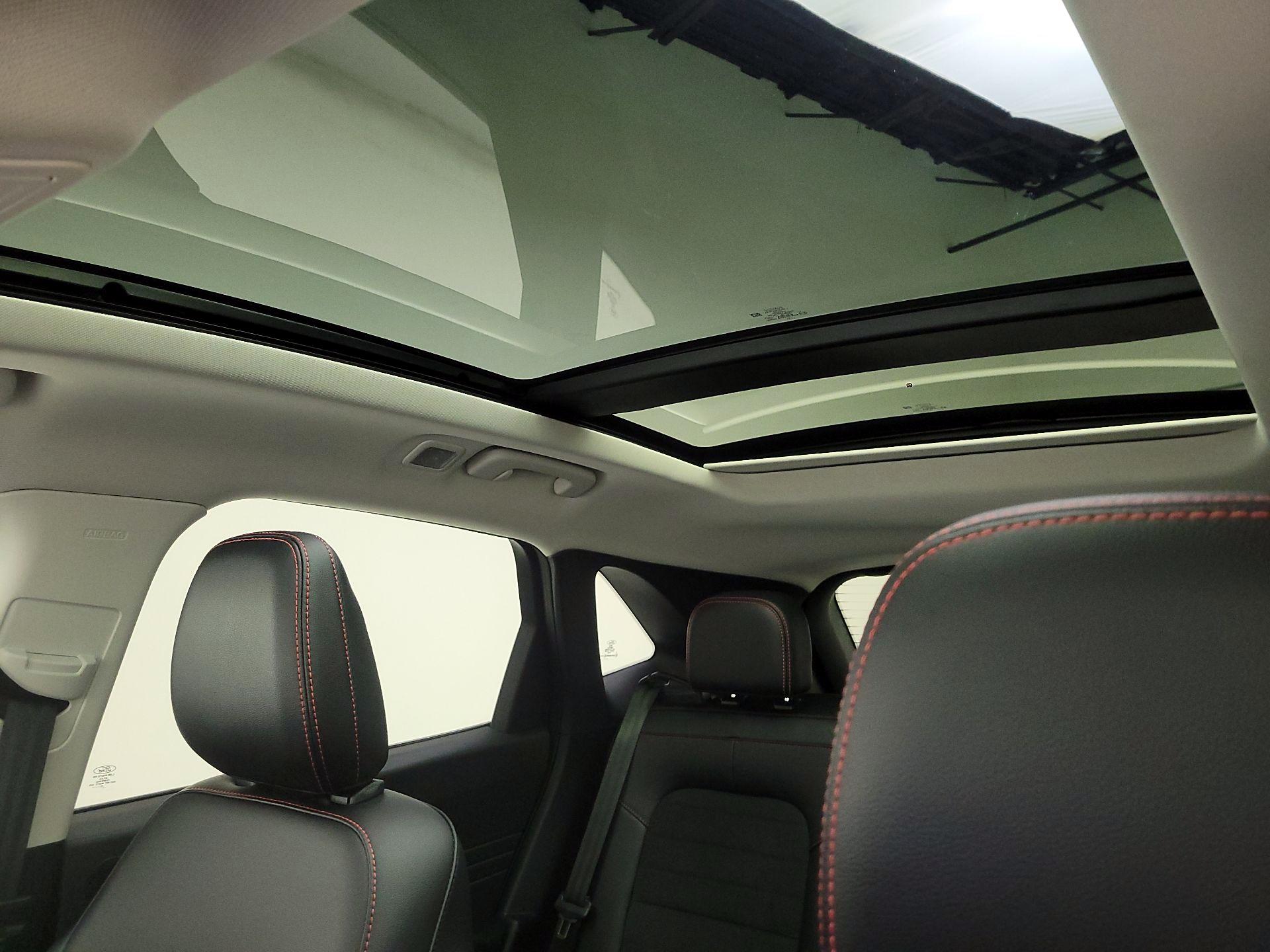 Thumbnail: 2022 Ford Escape - 20