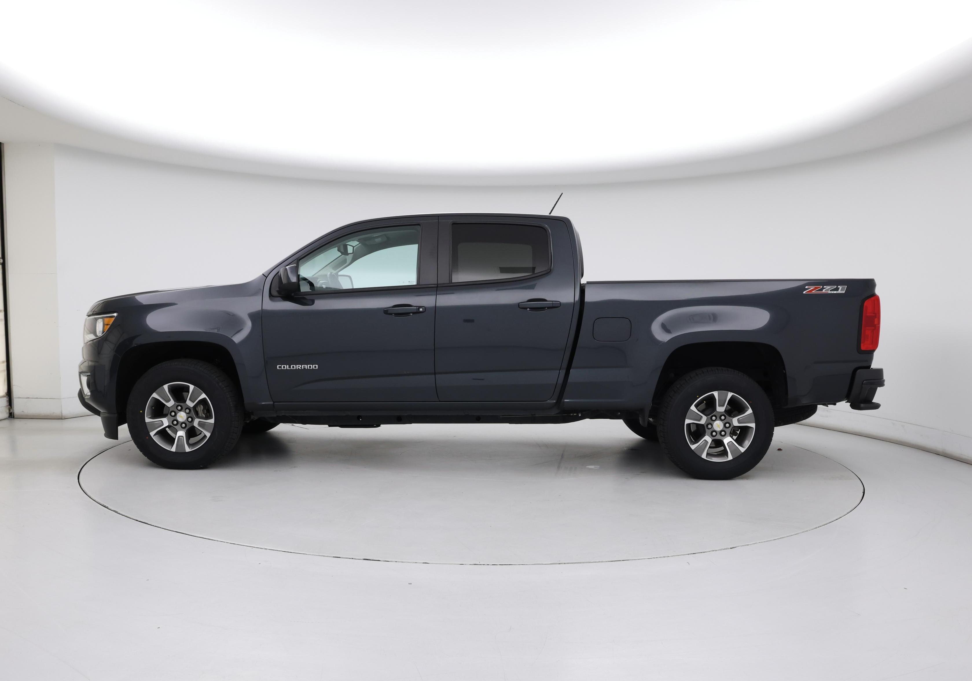 Thumbnail: 2018 Chevrolet Colorado - 3