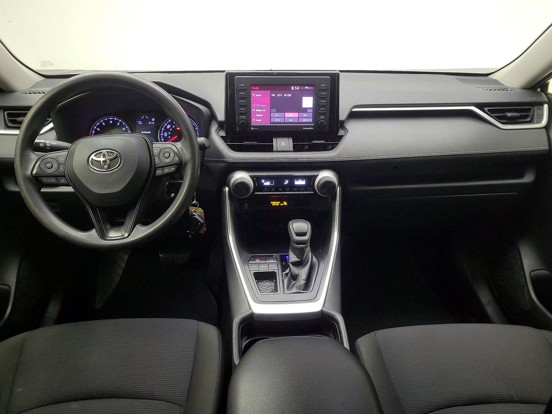 Thumbnail: 2020 Toyota RAV4 - 9