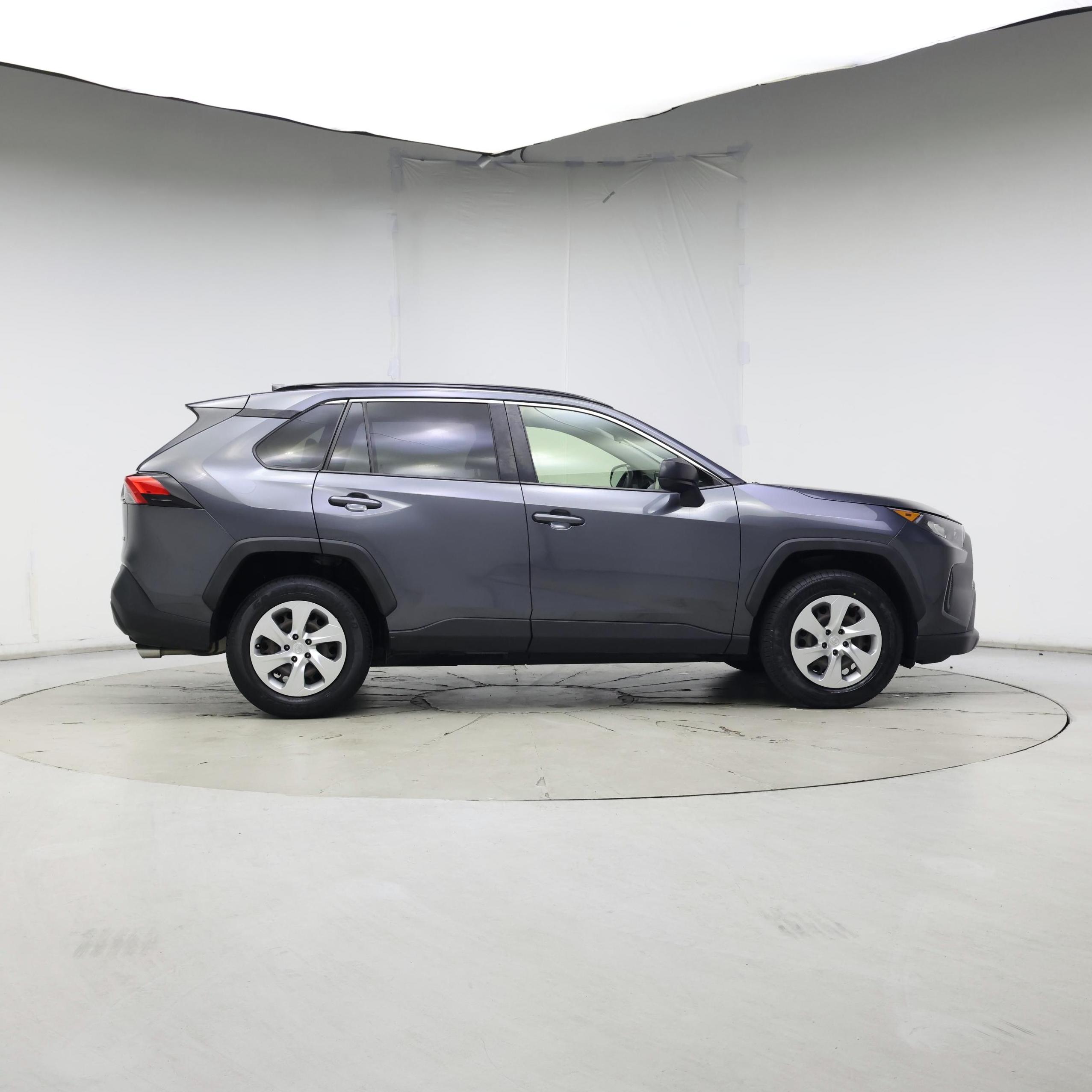 Thumbnail: 2020 Toyota RAV4 - 7