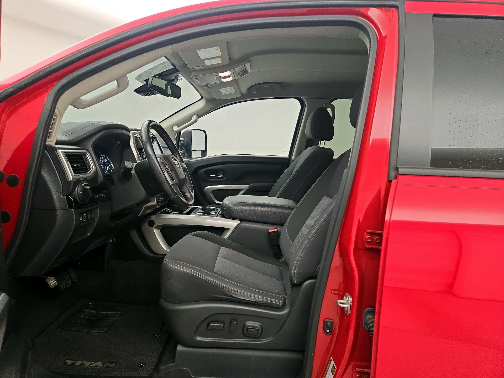 Thumbnail: 2021 Nissan Titan - 11