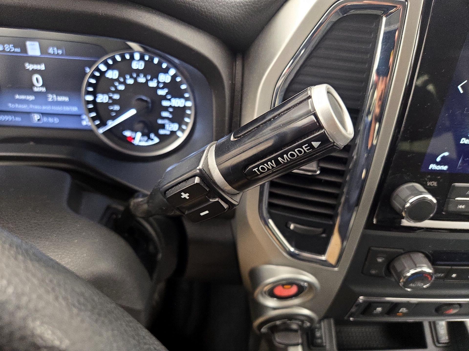 Thumbnail: 2021 Nissan Titan - 18