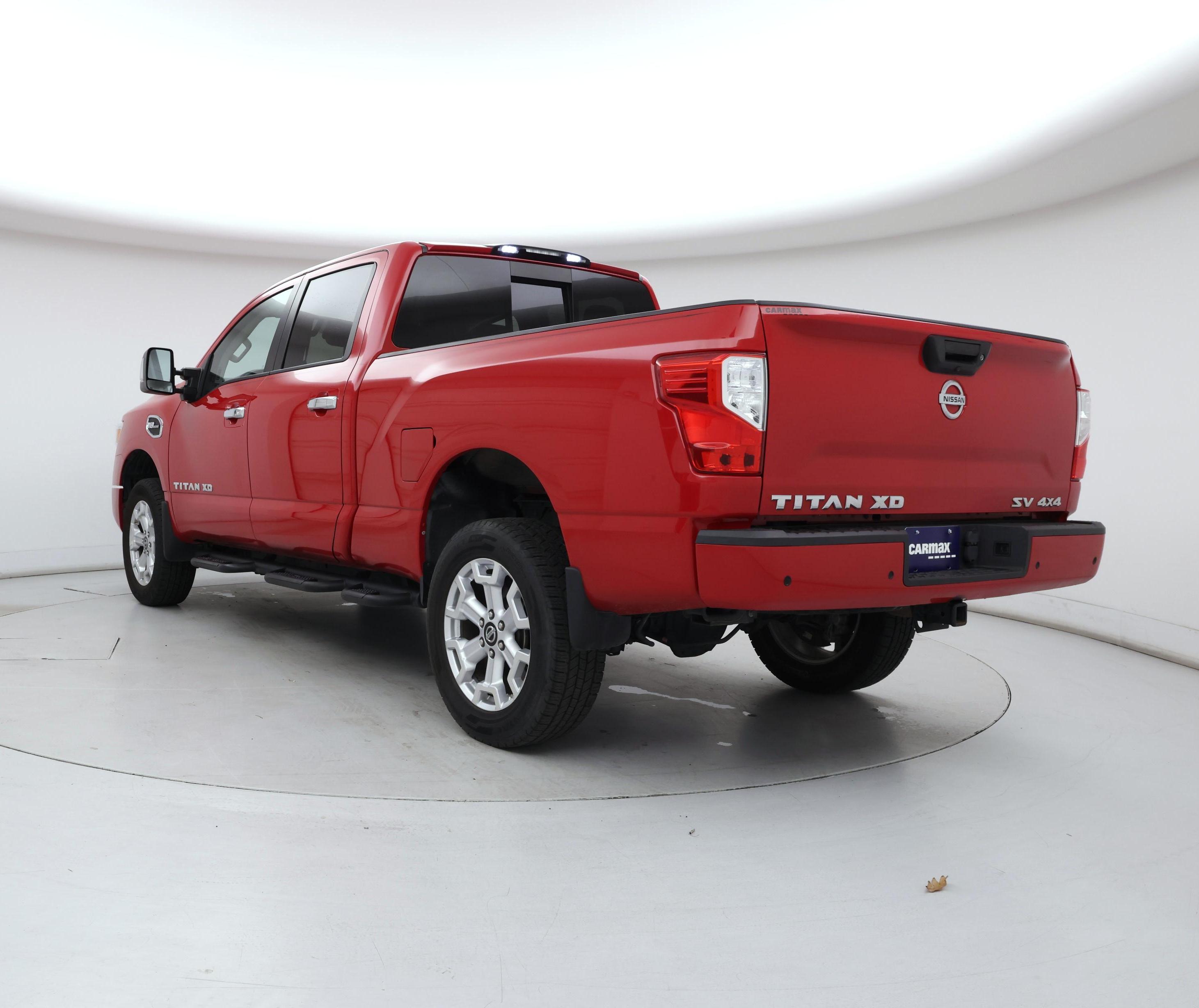 Thumbnail: 2021 Nissan Titan - 2