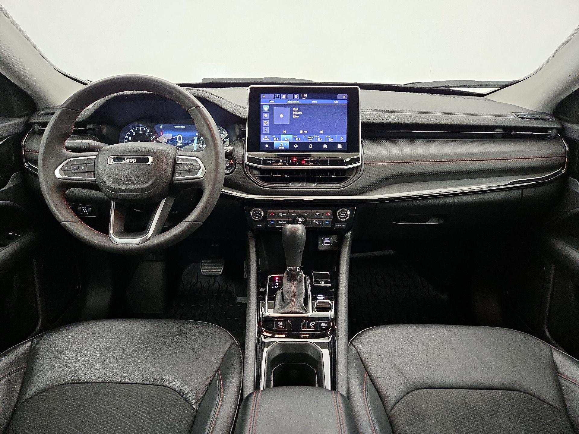 Thumbnail: 2022 Jeep Compass - 9