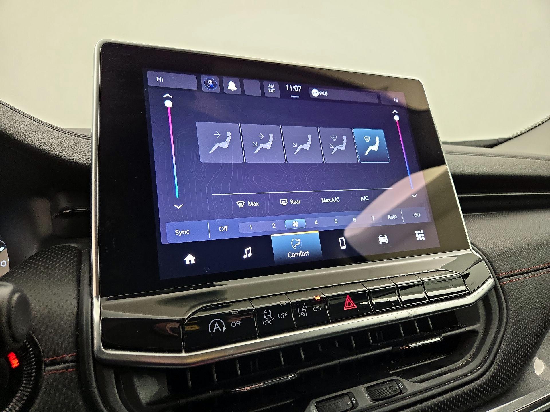 Thumbnail: 2022 Jeep Compass - 16