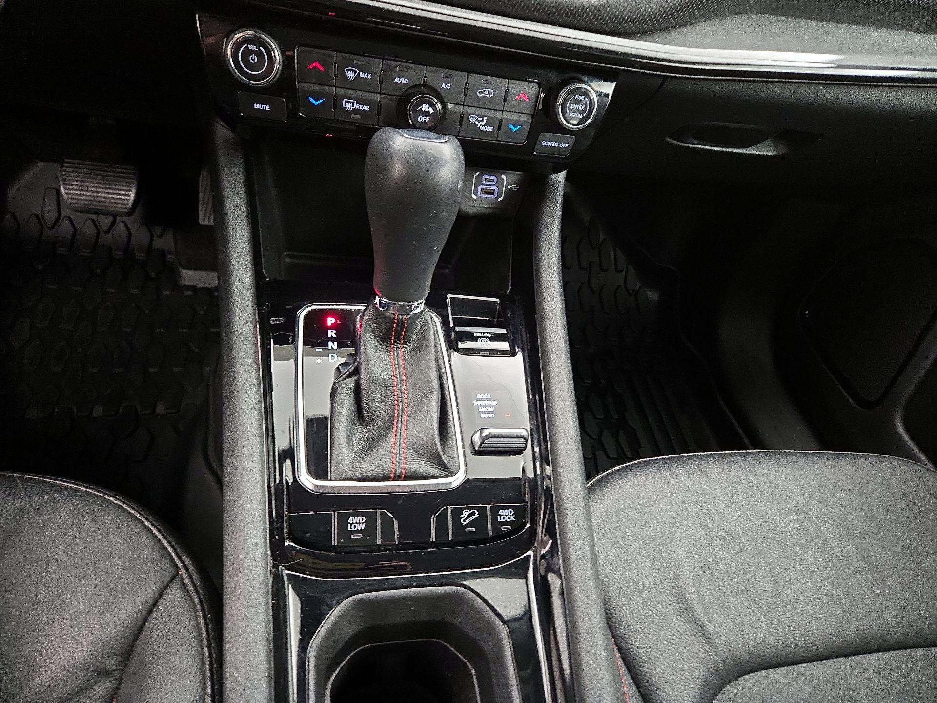 Thumbnail: 2022 Jeep Compass - 17