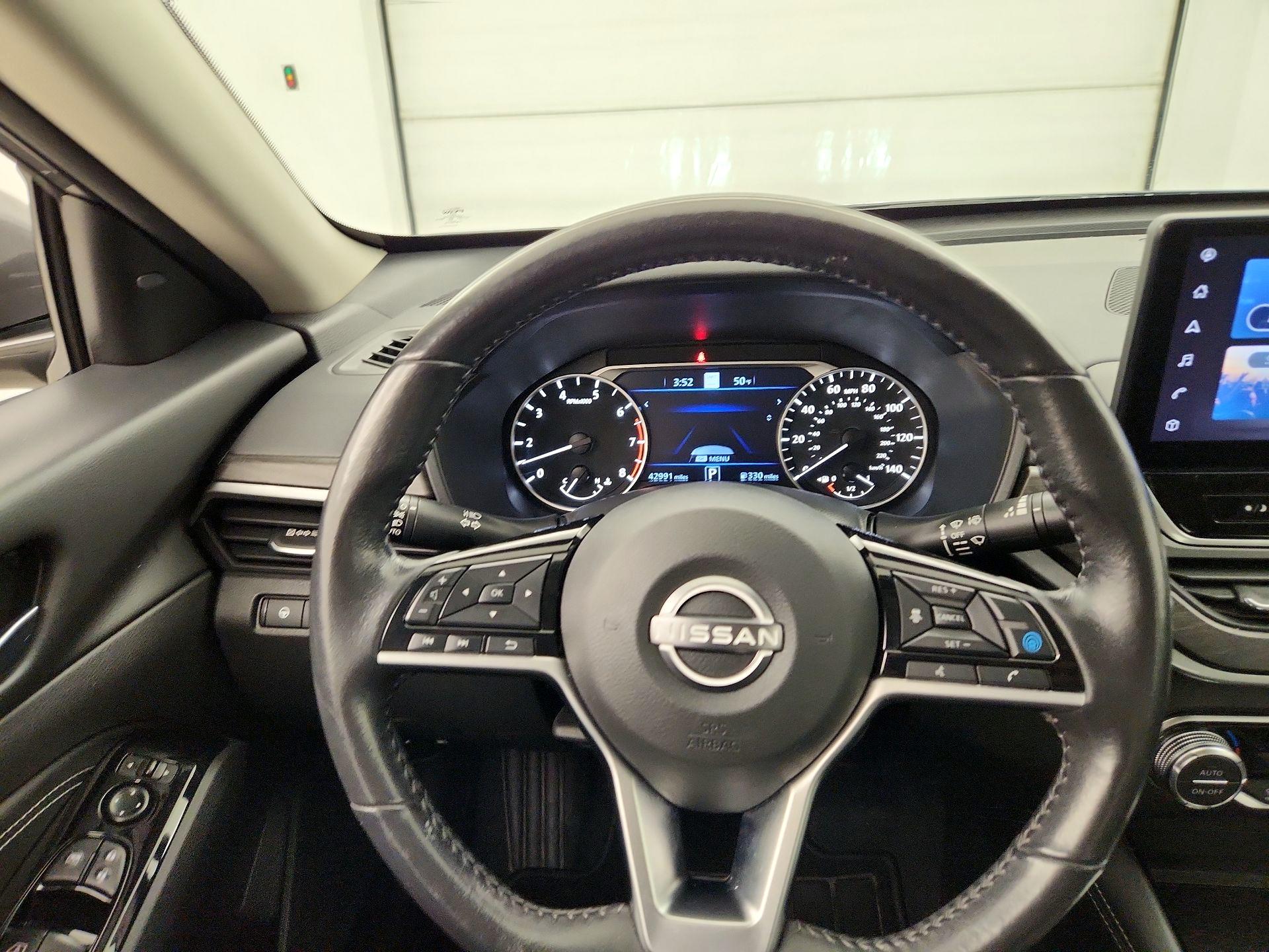 Thumbnail: 2023 Nissan Altima - 10