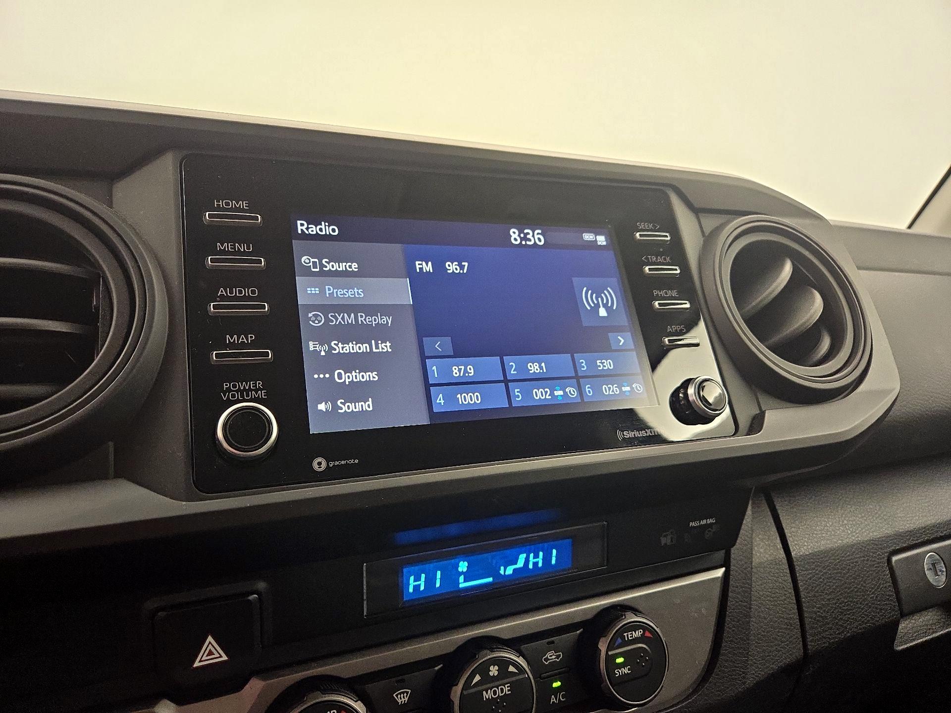 Thumbnail: 2022 Toyota Tacoma - 15