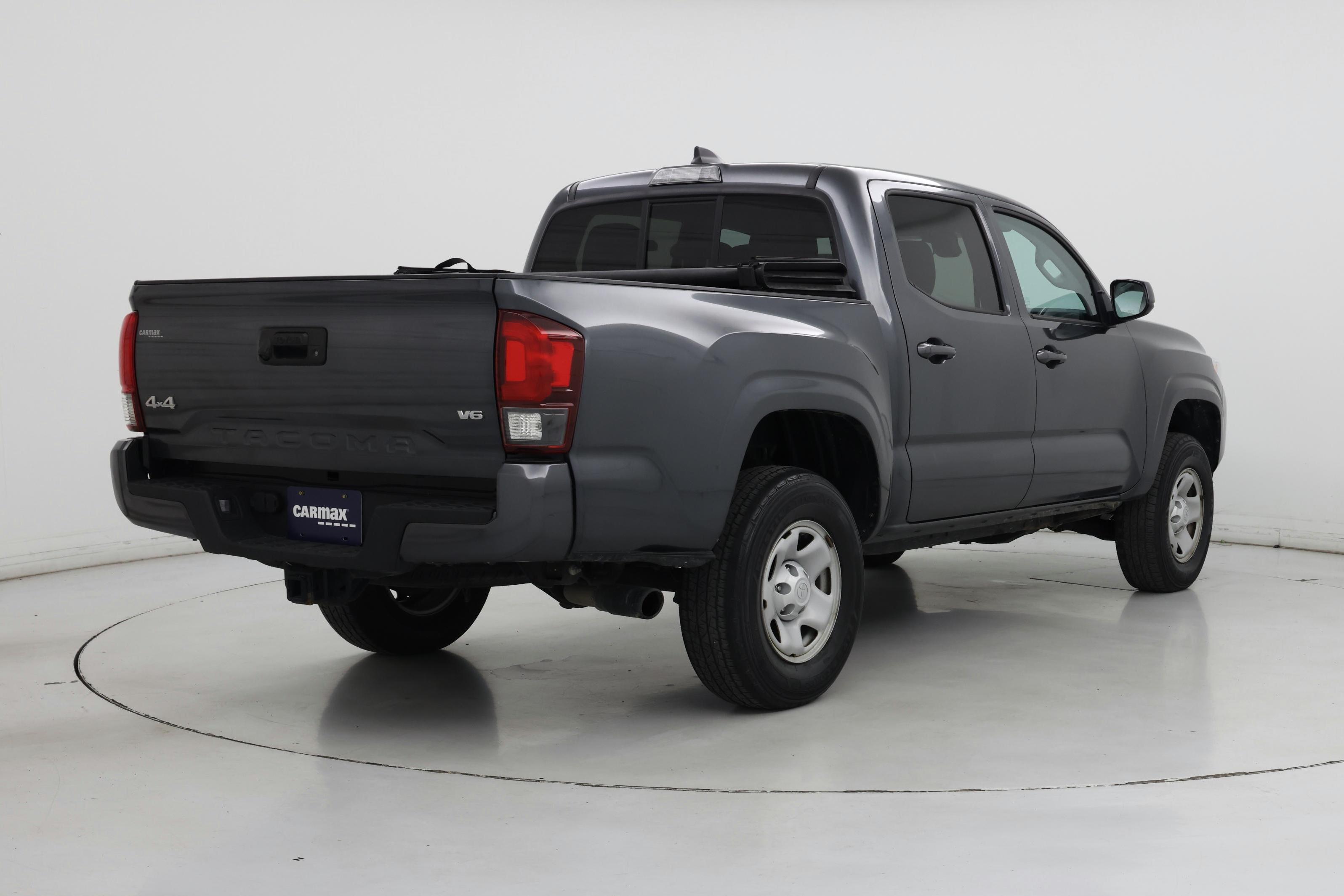 Thumbnail: 2022 Toyota Tacoma - 8