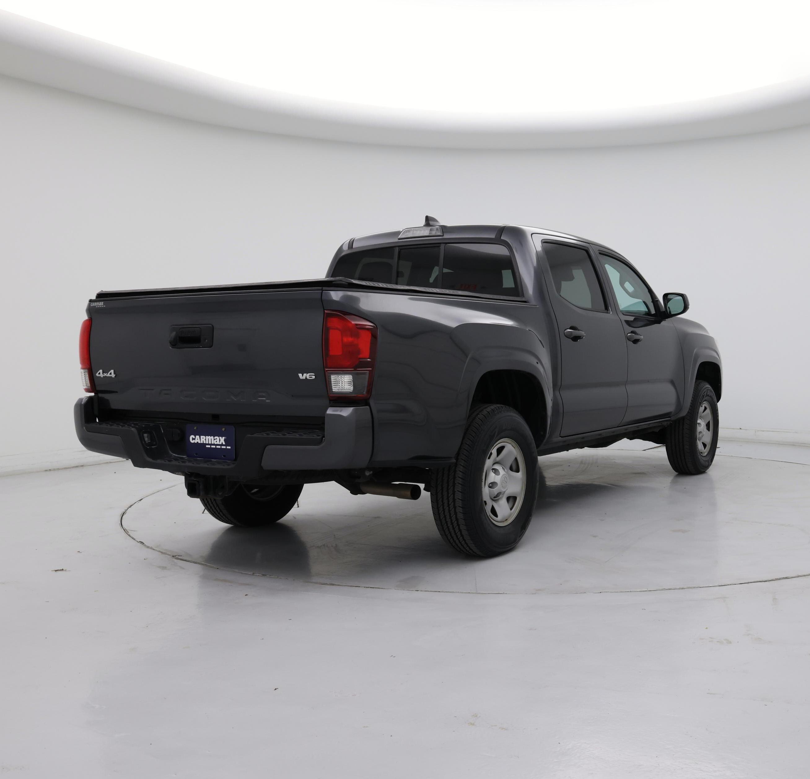 Thumbnail: 2022 Toyota Tacoma - 8