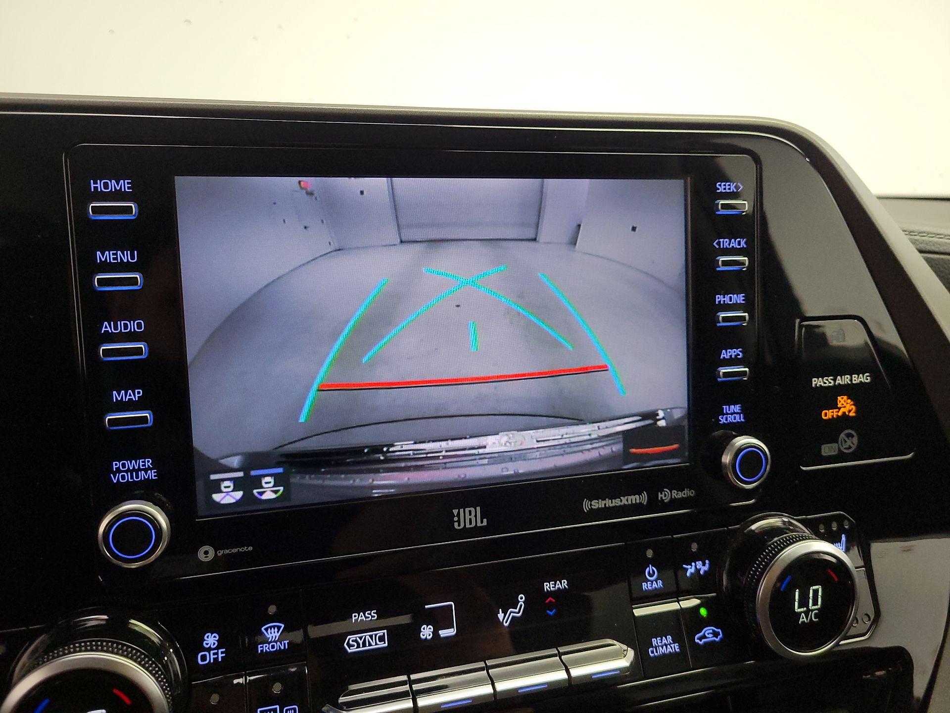 Thumbnail: 2020 Toyota Highlander - 15