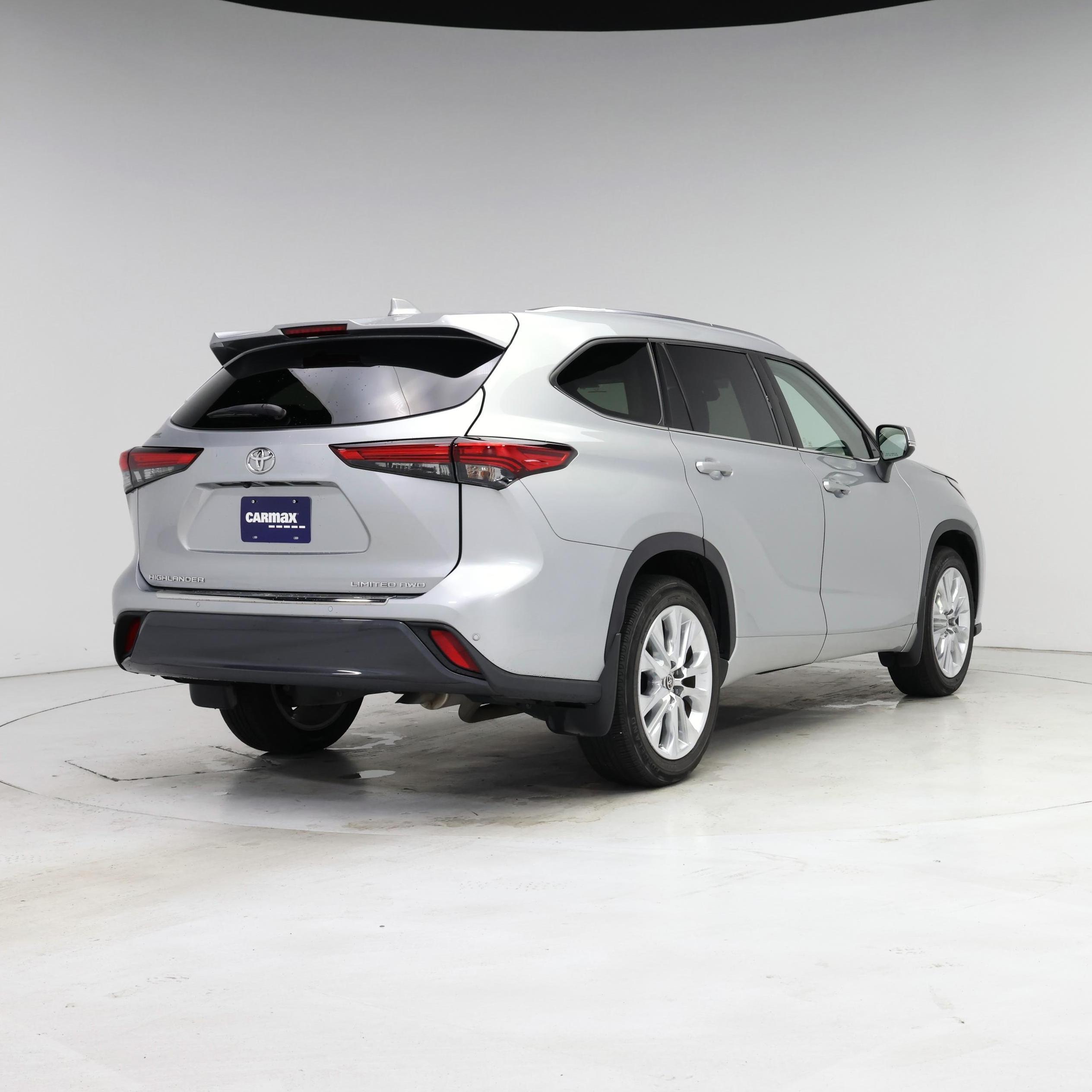 Thumbnail: 2020 Toyota Highlander - 8