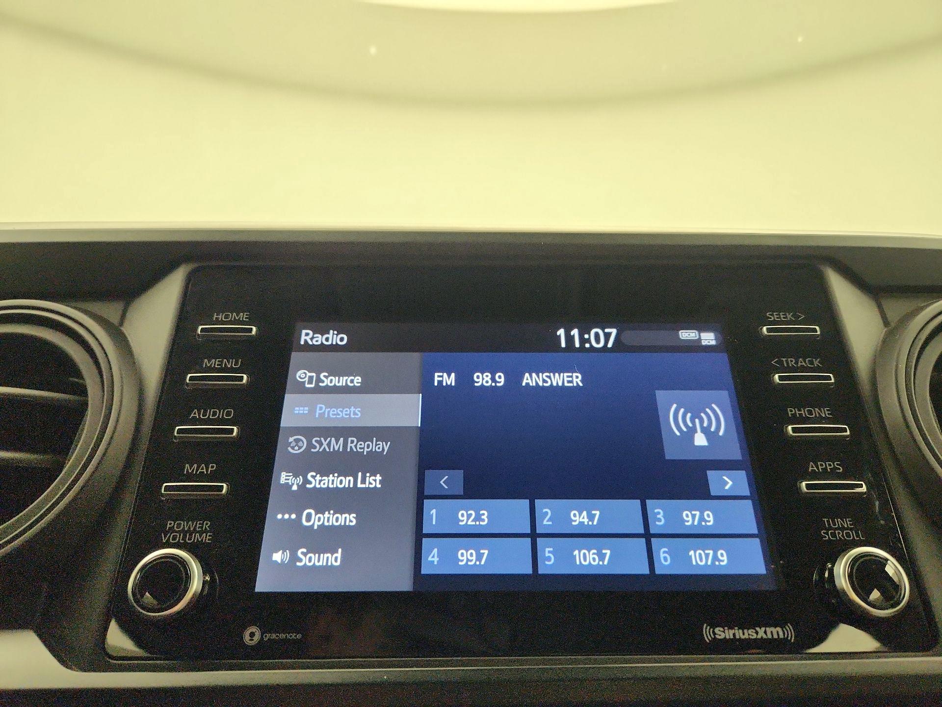 Thumbnail: 2022 Toyota Tacoma - 15