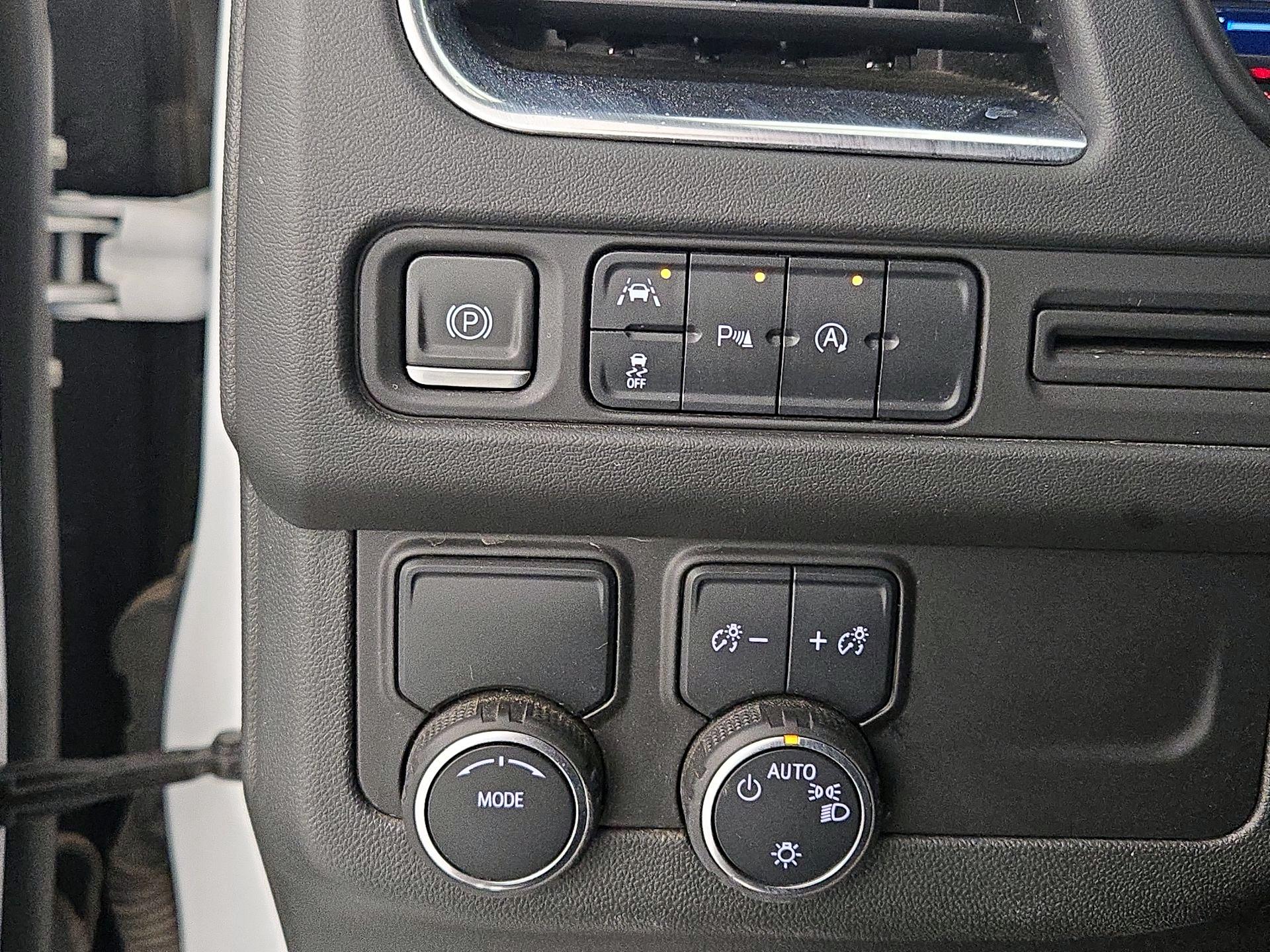 Thumbnail: 2023 Chevrolet Suburban - 13