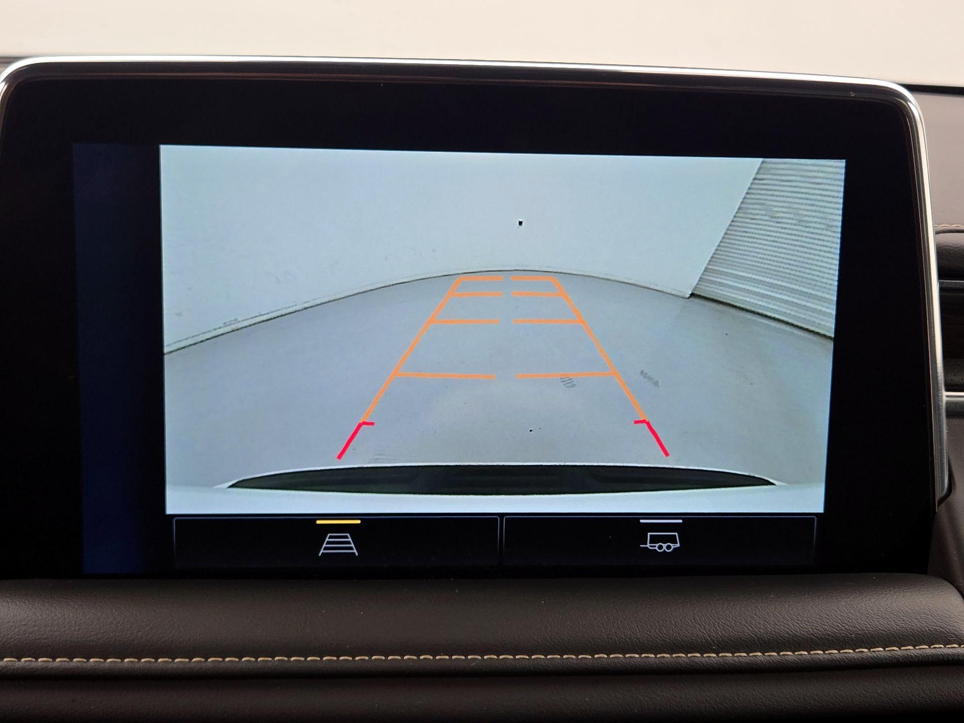 Thumbnail: 2023 Chevrolet Suburban - 14