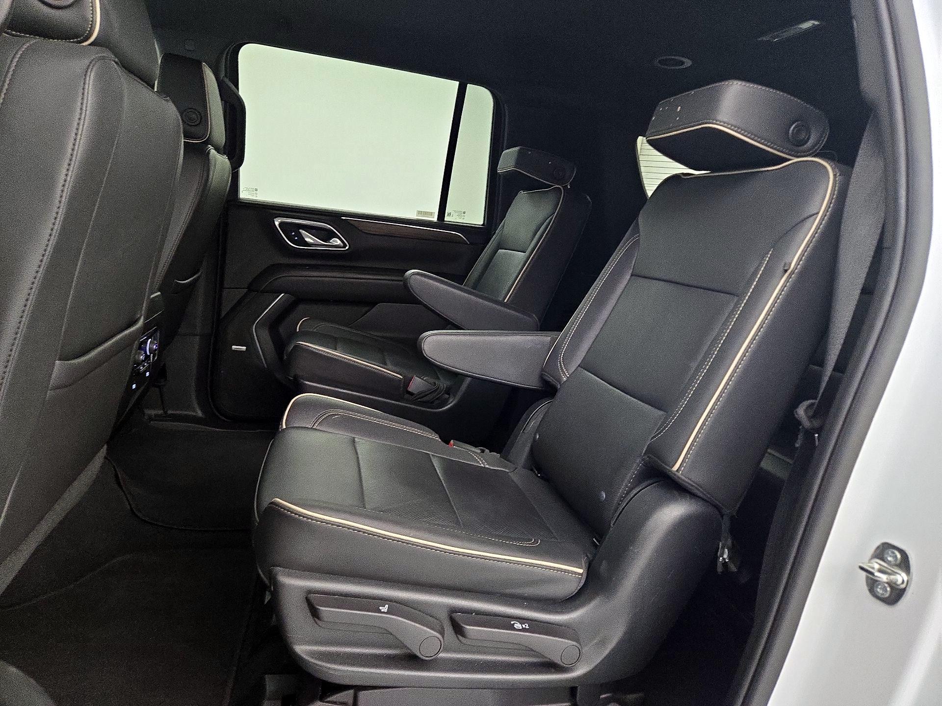 Thumbnail: 2023 Chevrolet Suburban - 19