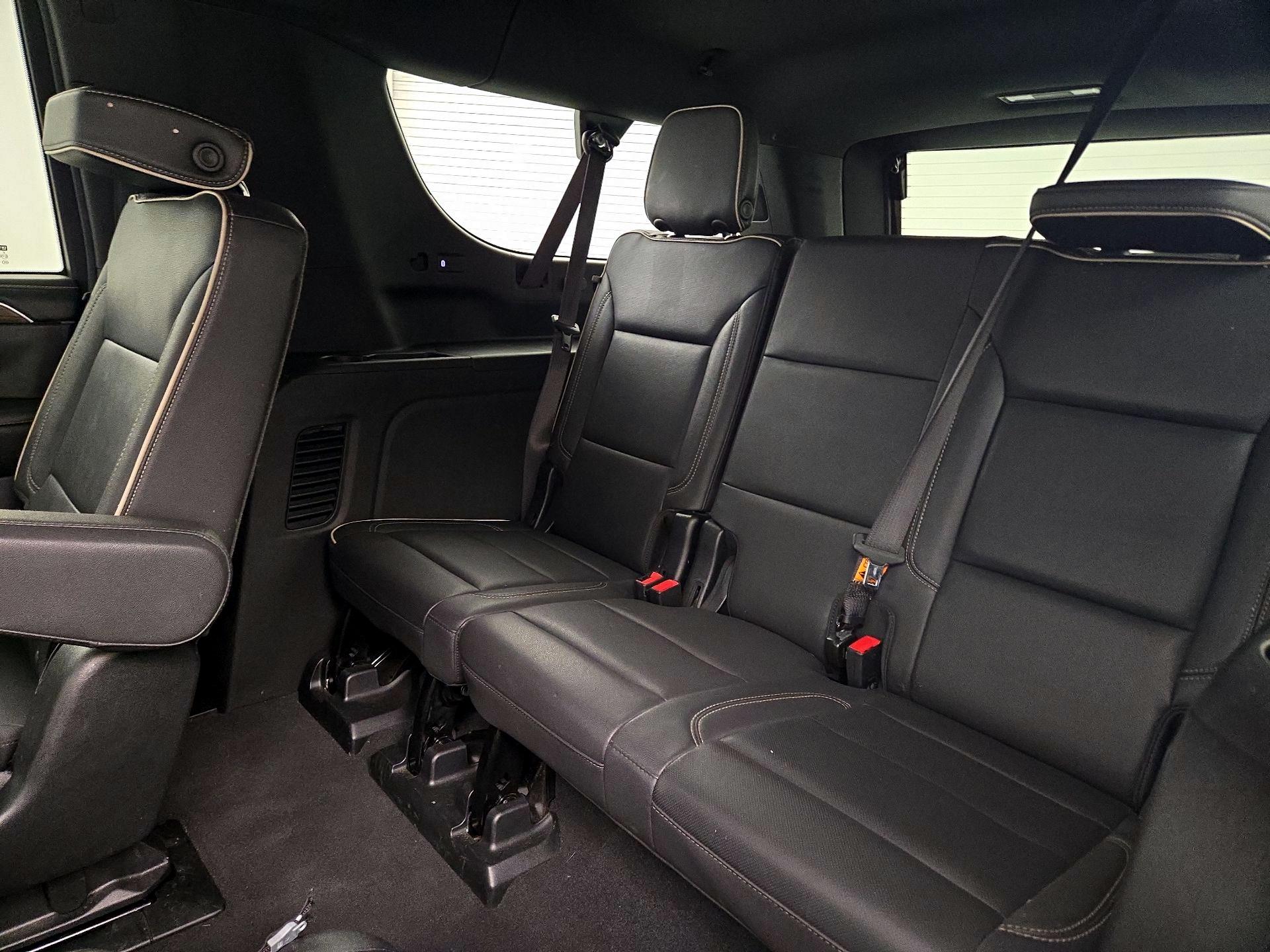 Thumbnail: 2023 Chevrolet Suburban - 20