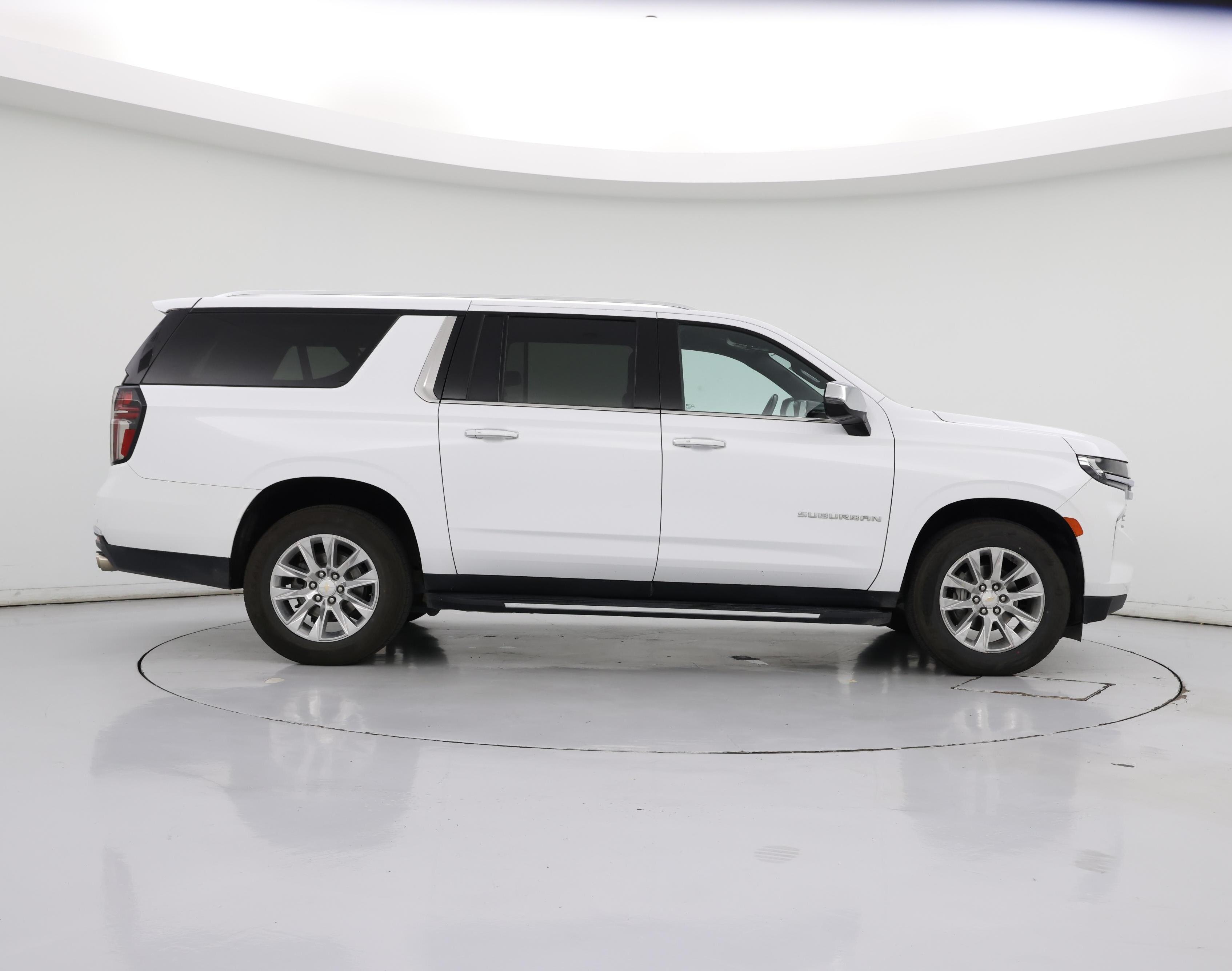 Thumbnail: 2023 Chevrolet Suburban - 7