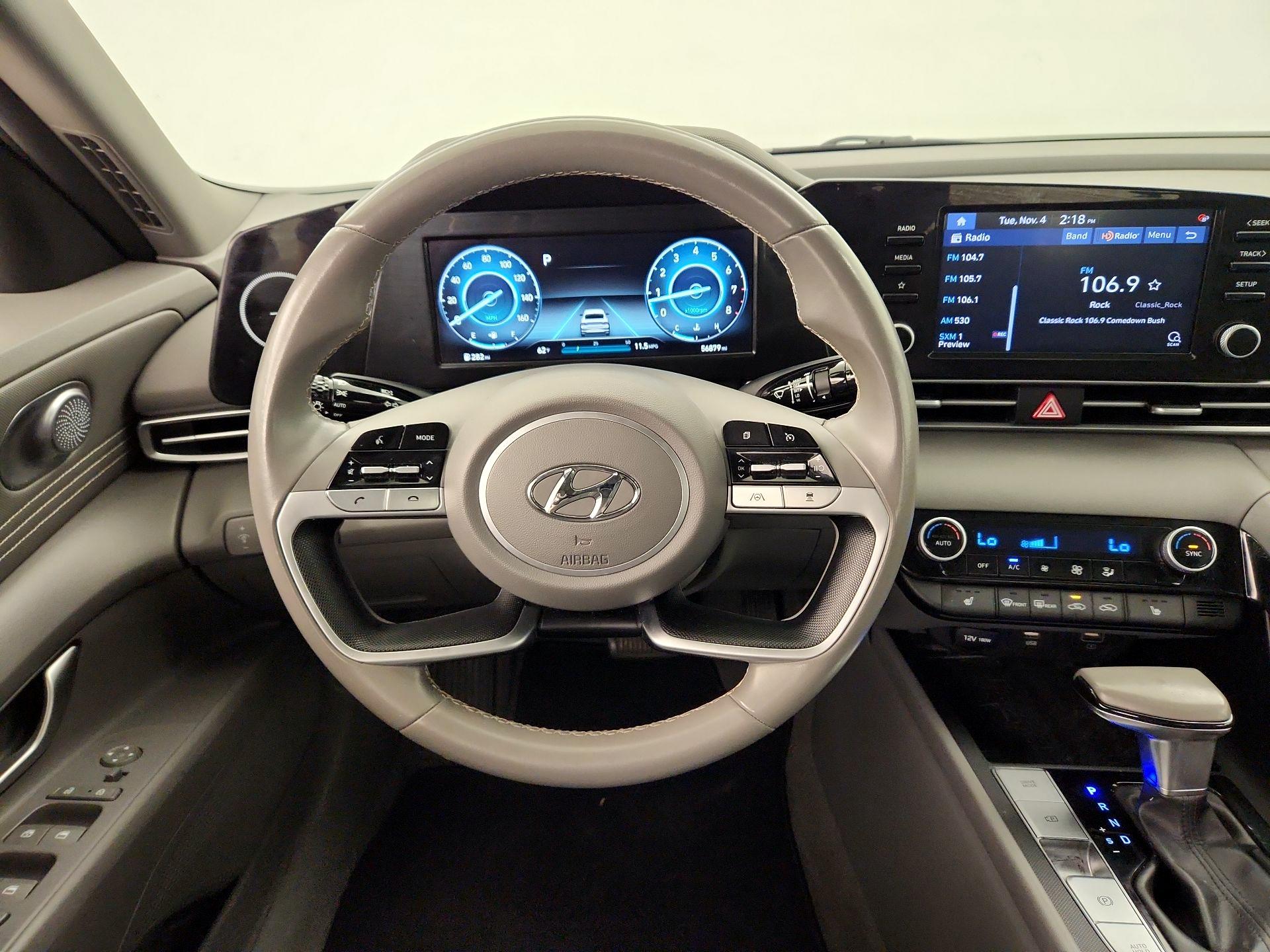 Thumbnail: 2022 Hyundai Elantra - 10