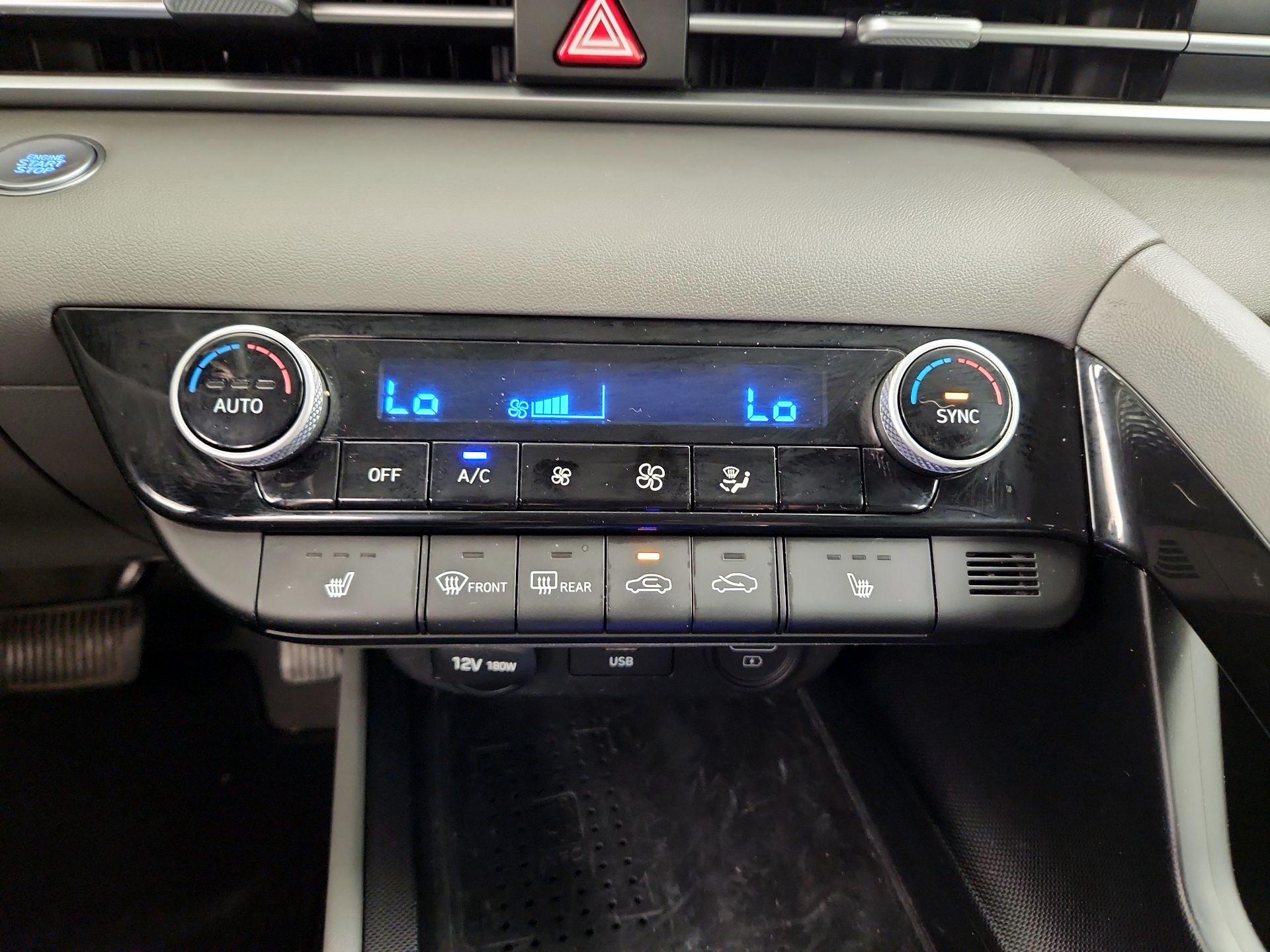 Thumbnail: 2022 Hyundai Elantra - 16