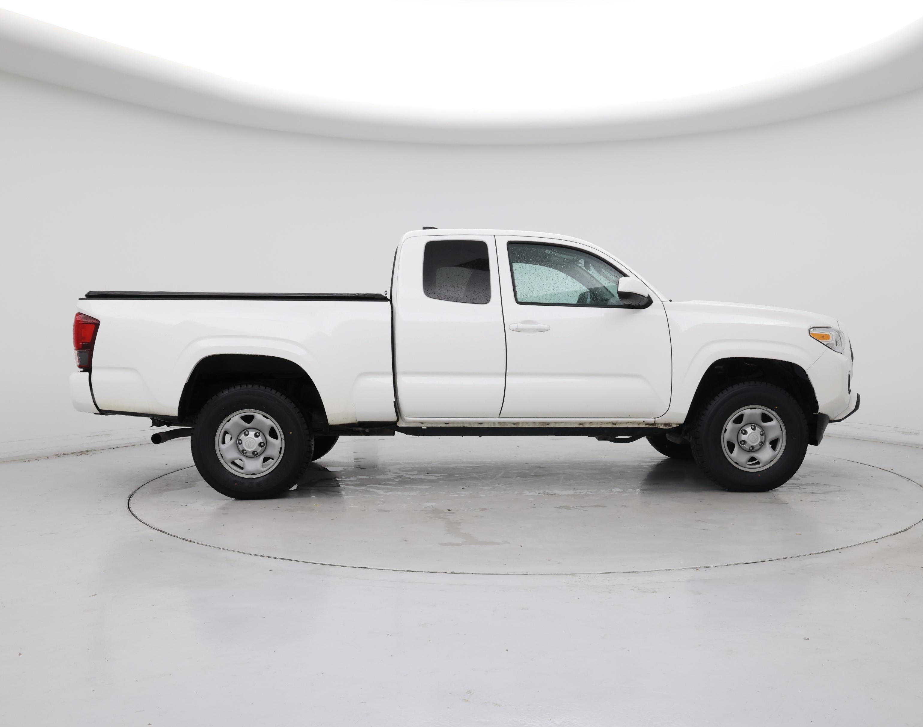 Thumbnail: 2022 Toyota Tacoma - 7