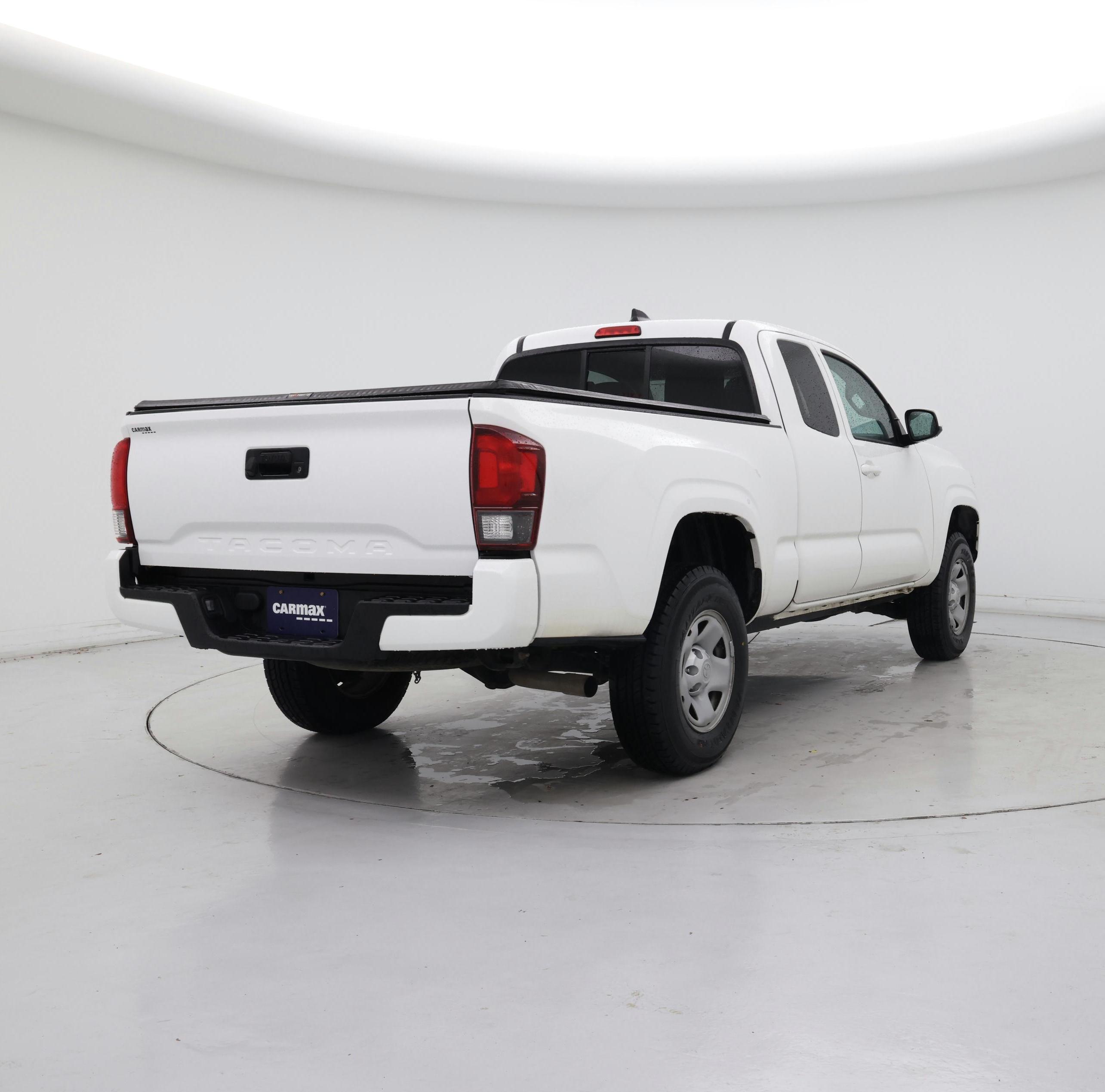 Thumbnail: 2022 Toyota Tacoma - 8