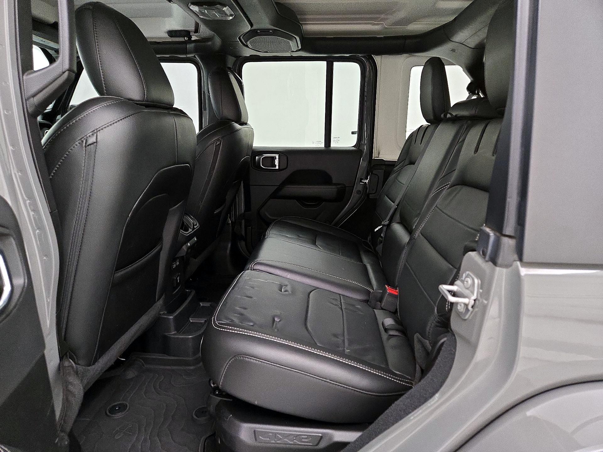 Thumbnail: 2022 Jeep Wrangler - 20