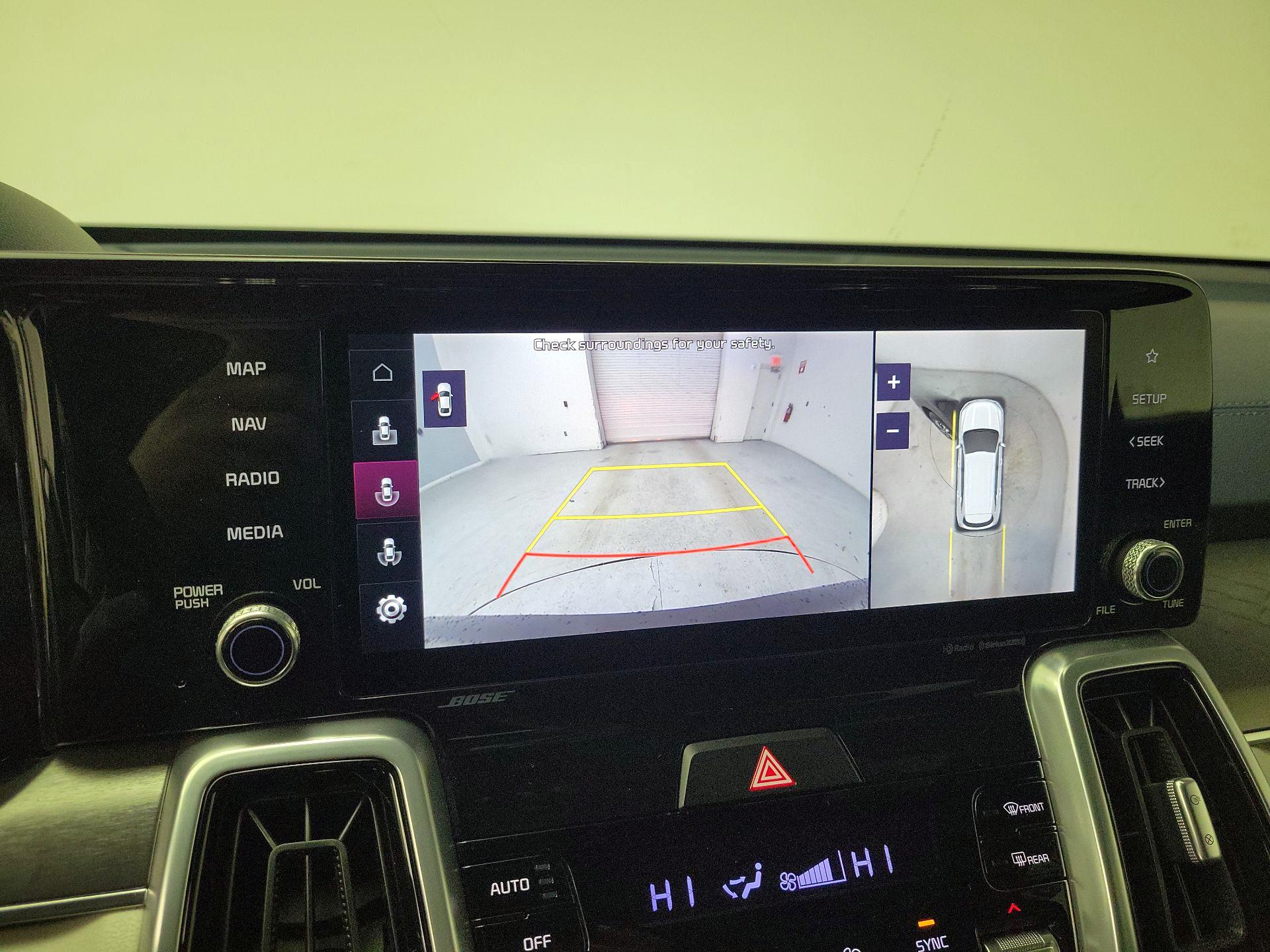 Thumbnail: 2022 Kia Sorento - 15