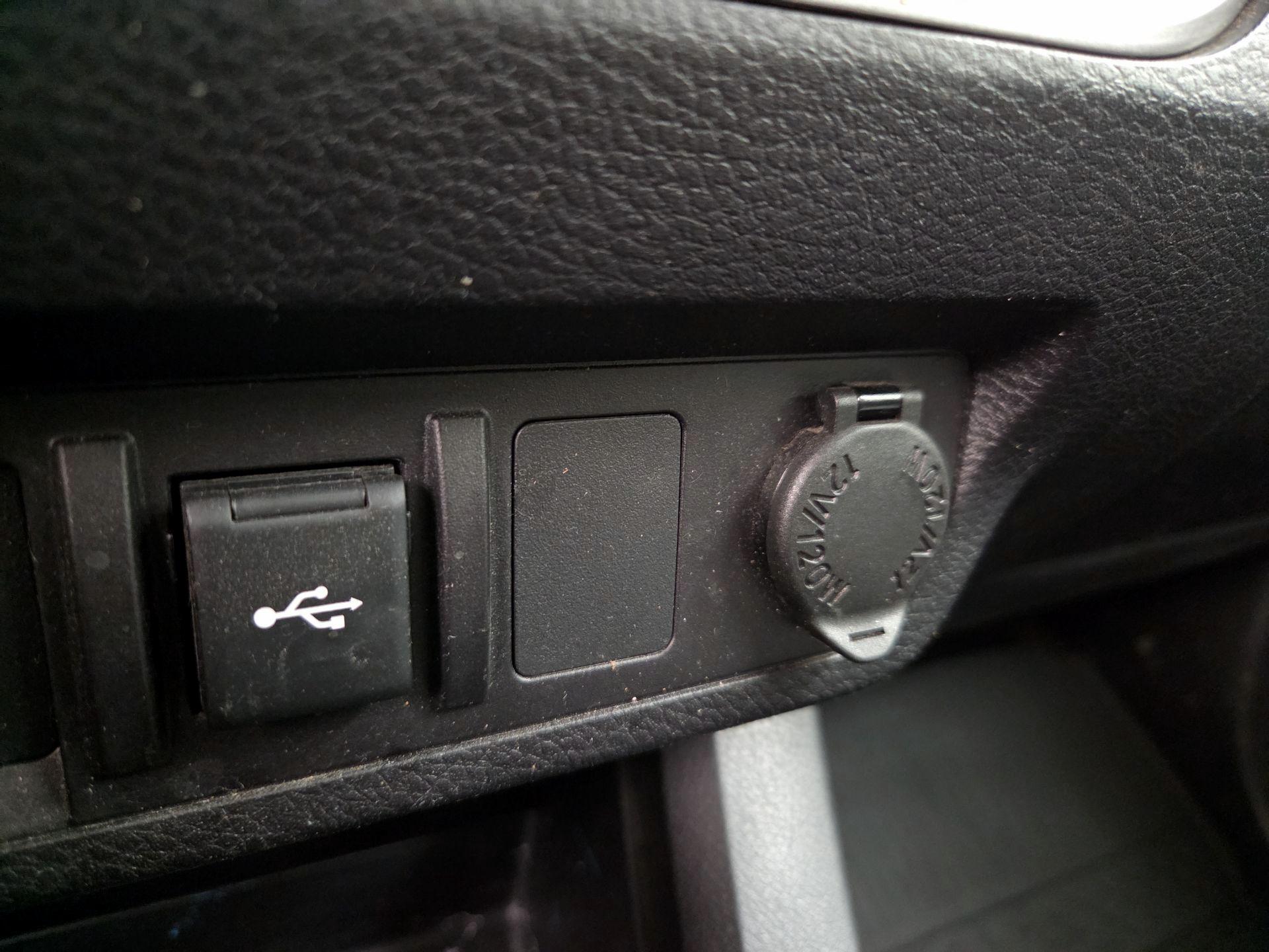 Thumbnail: 2023 Toyota Tacoma - 18