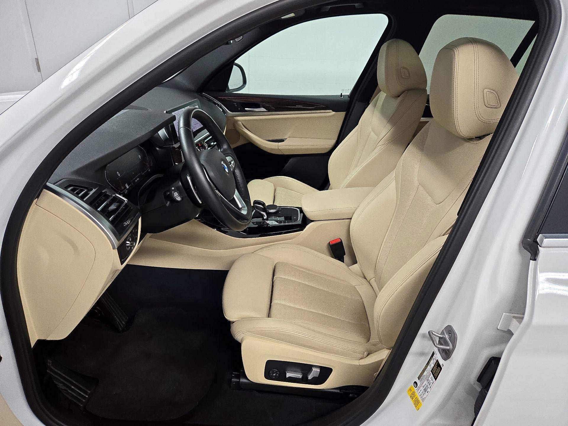 Thumbnail: 2022 BMW X3 - 11