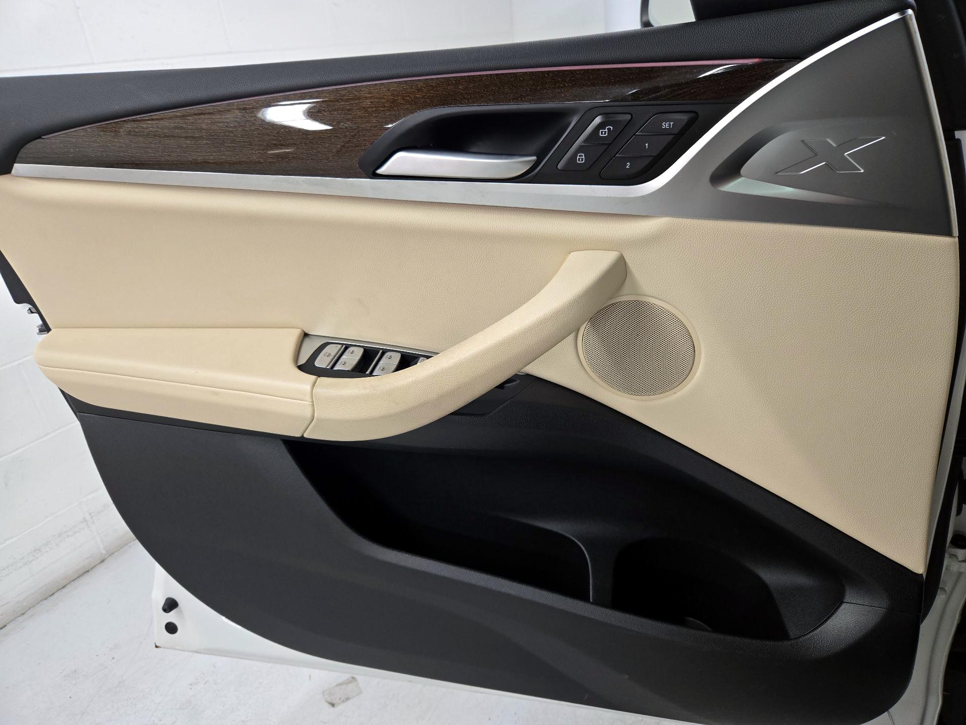 Thumbnail: 2022 BMW X3 - 12